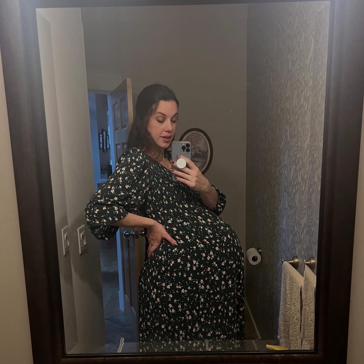 @Tabitha Kelley | Twin Mom of 8