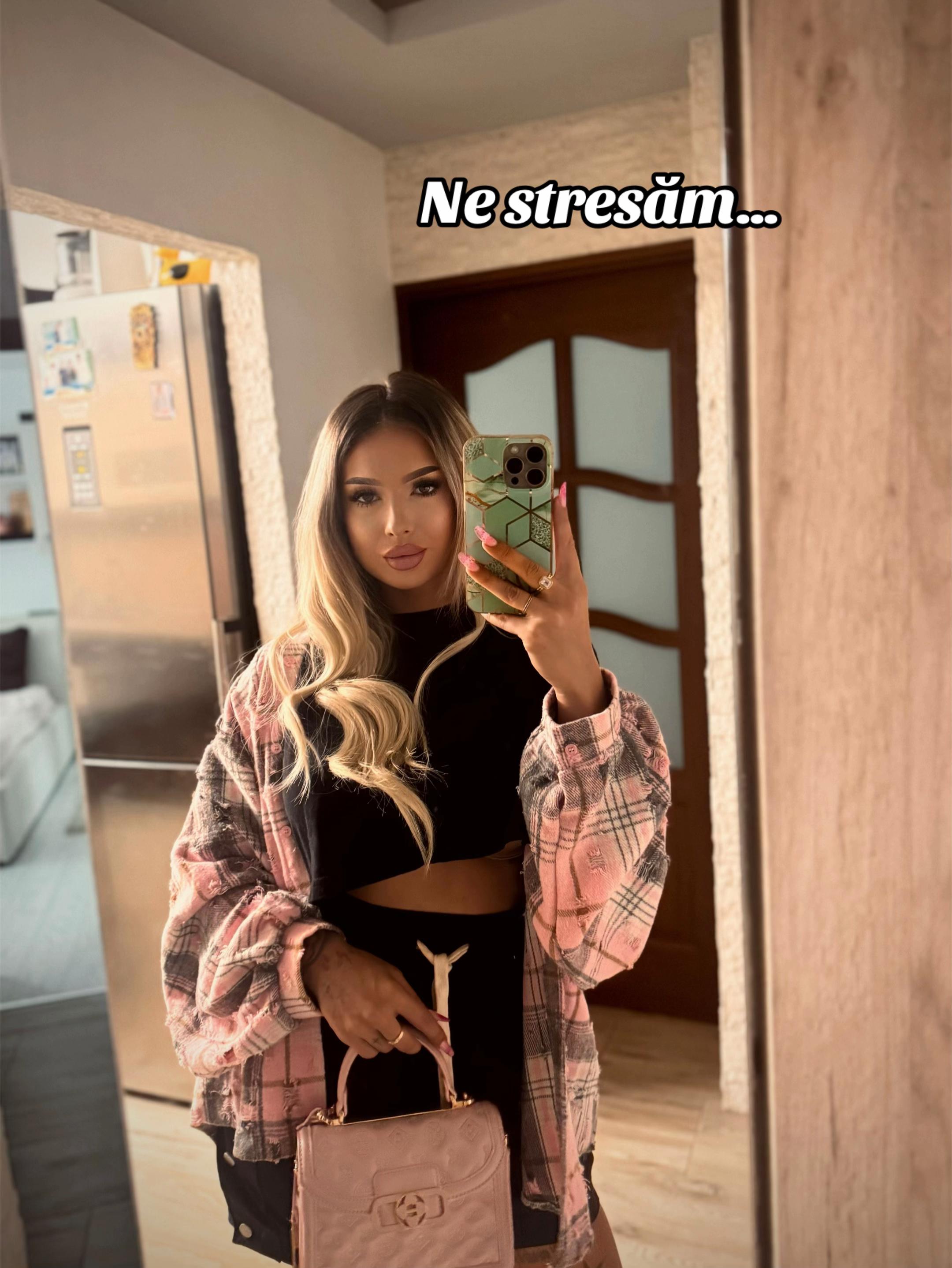 @roxanaradu_