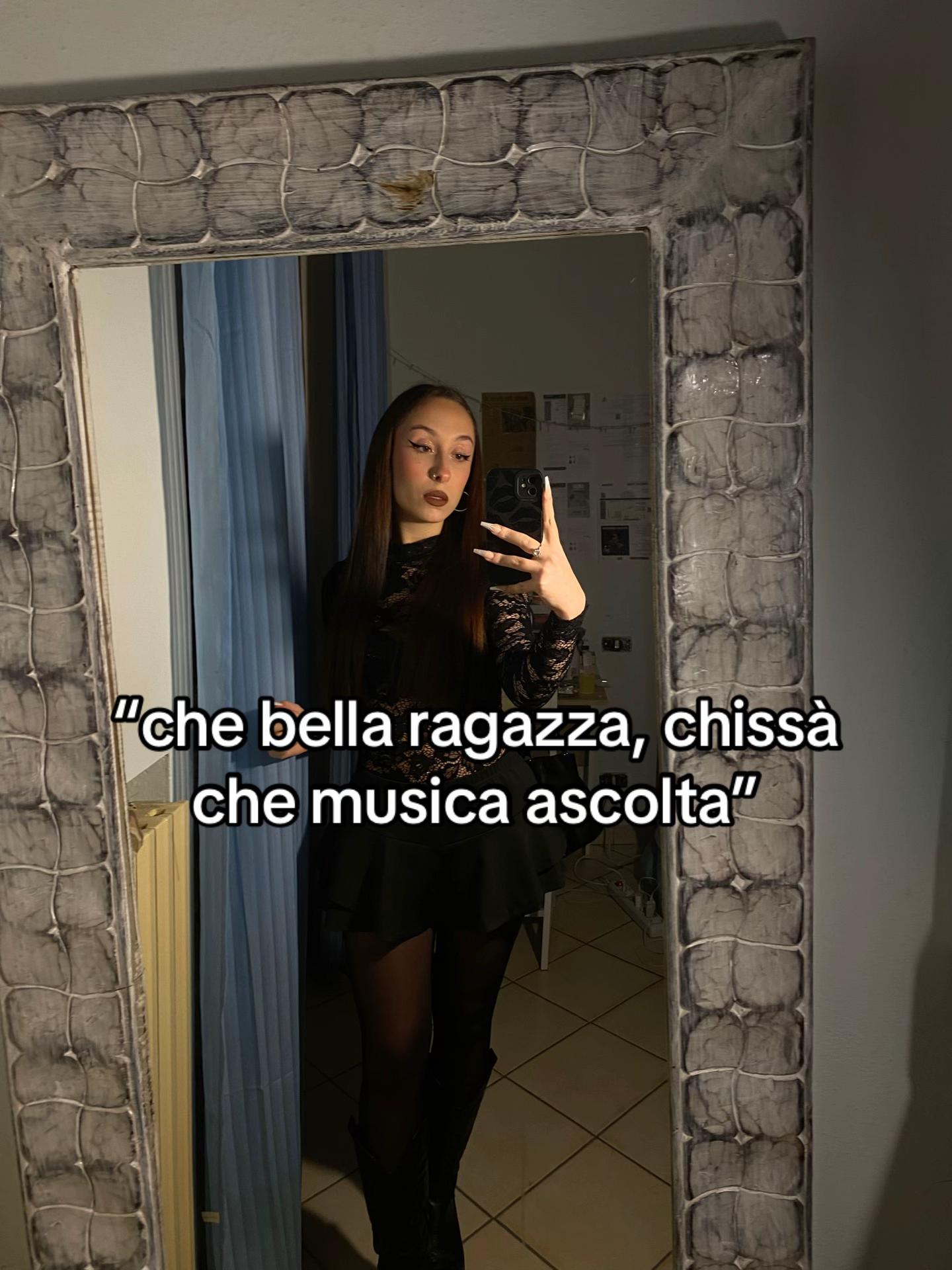 @estertonini