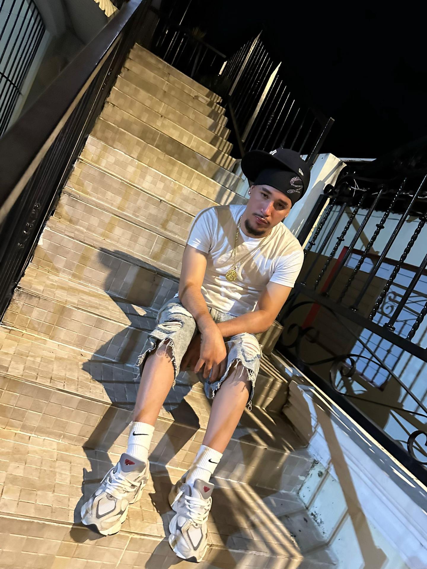 @🧸