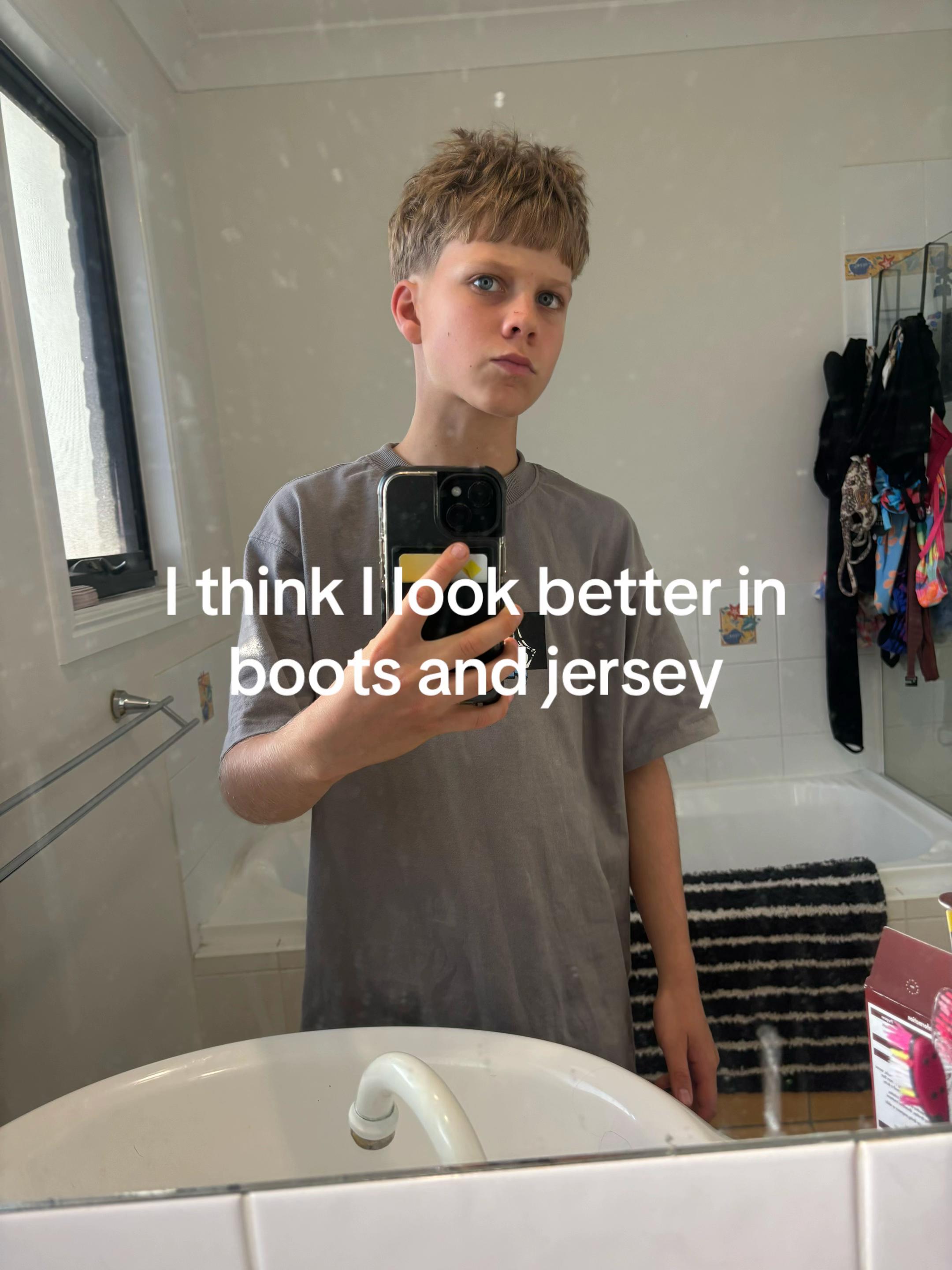 @L3v1_d0y13