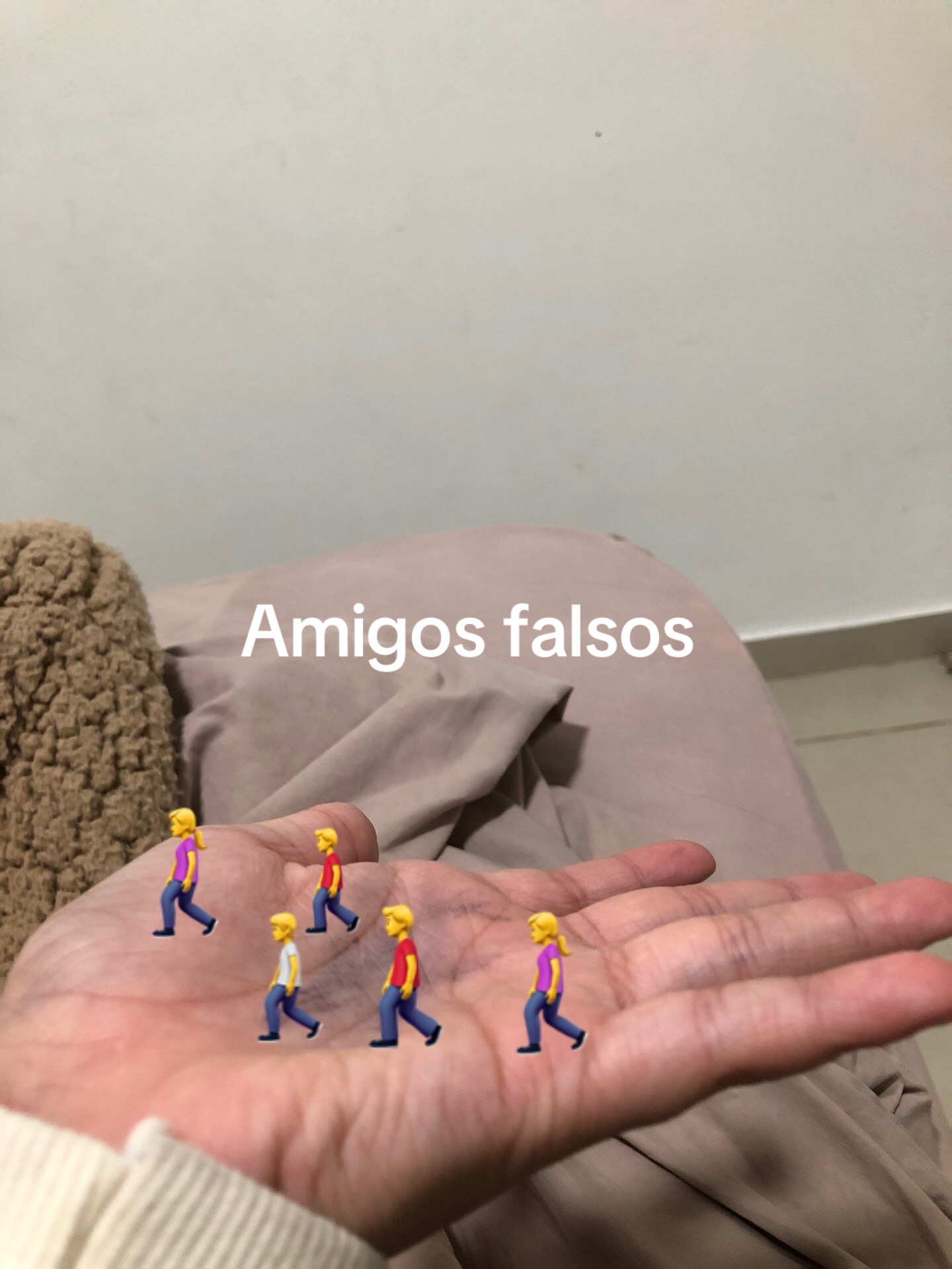 @Marti y delfi