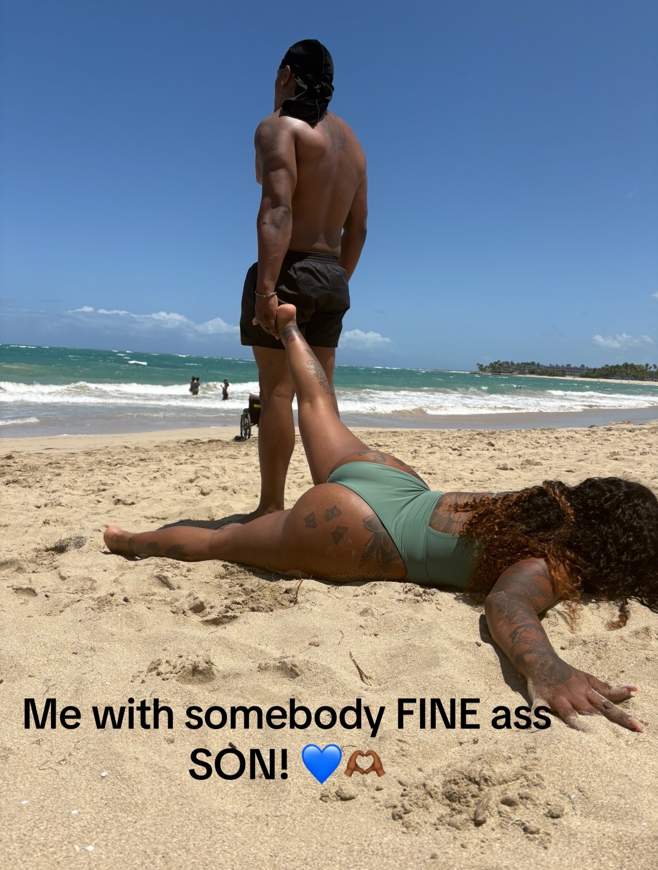 @😊😌