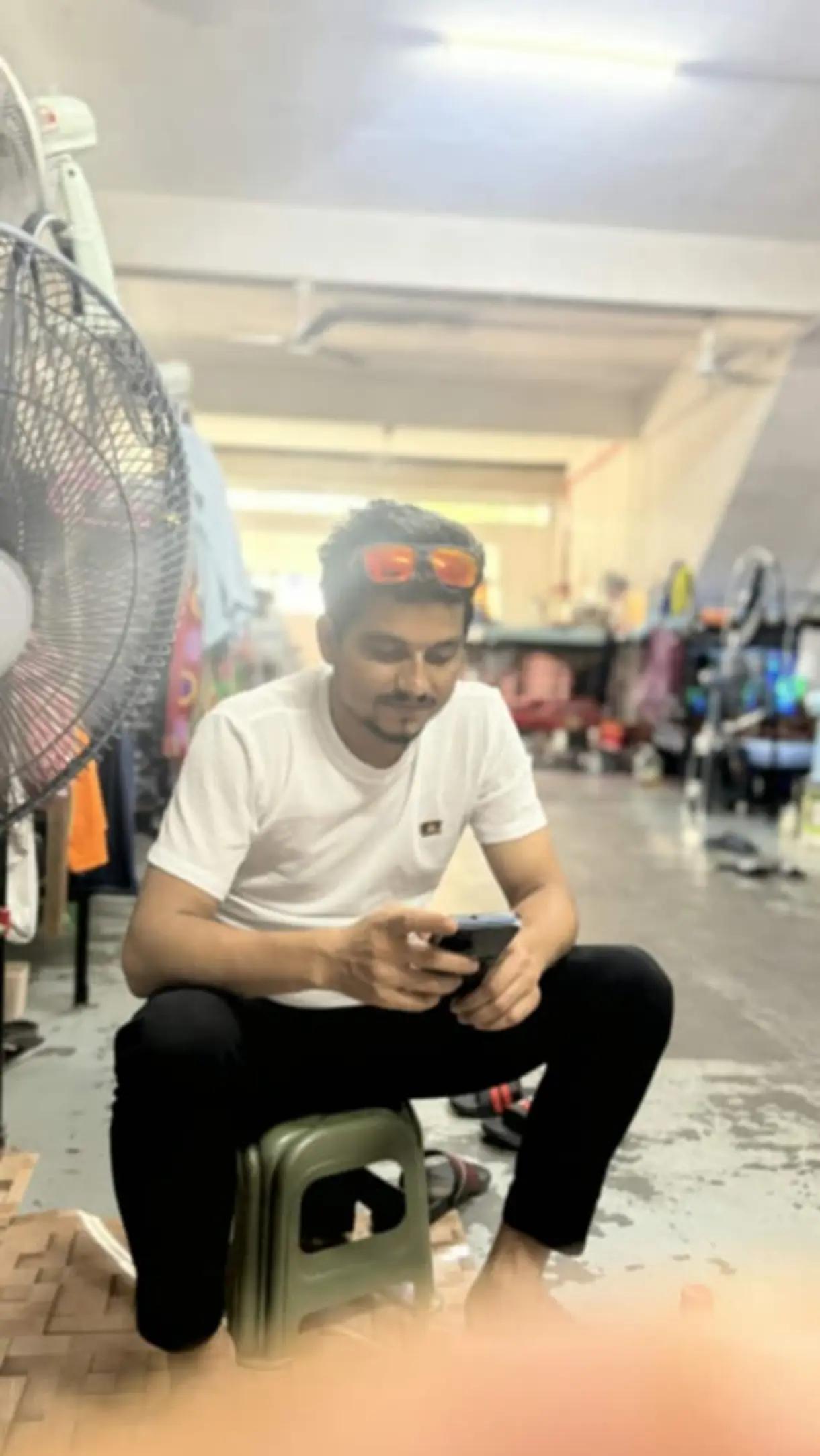@DHAKAL BIMAL💘🇳🇵