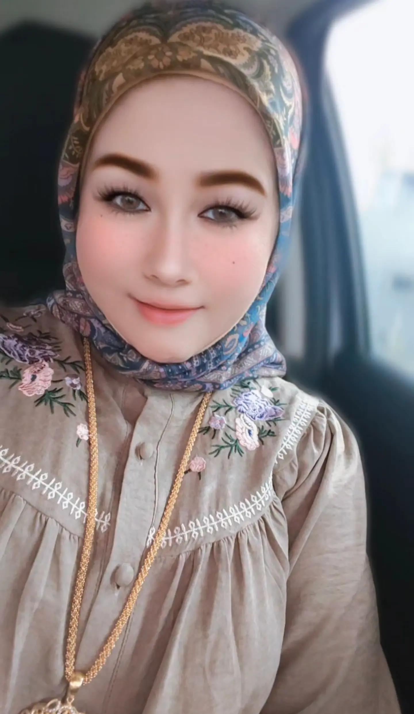 @Cik Puan Seri Aura