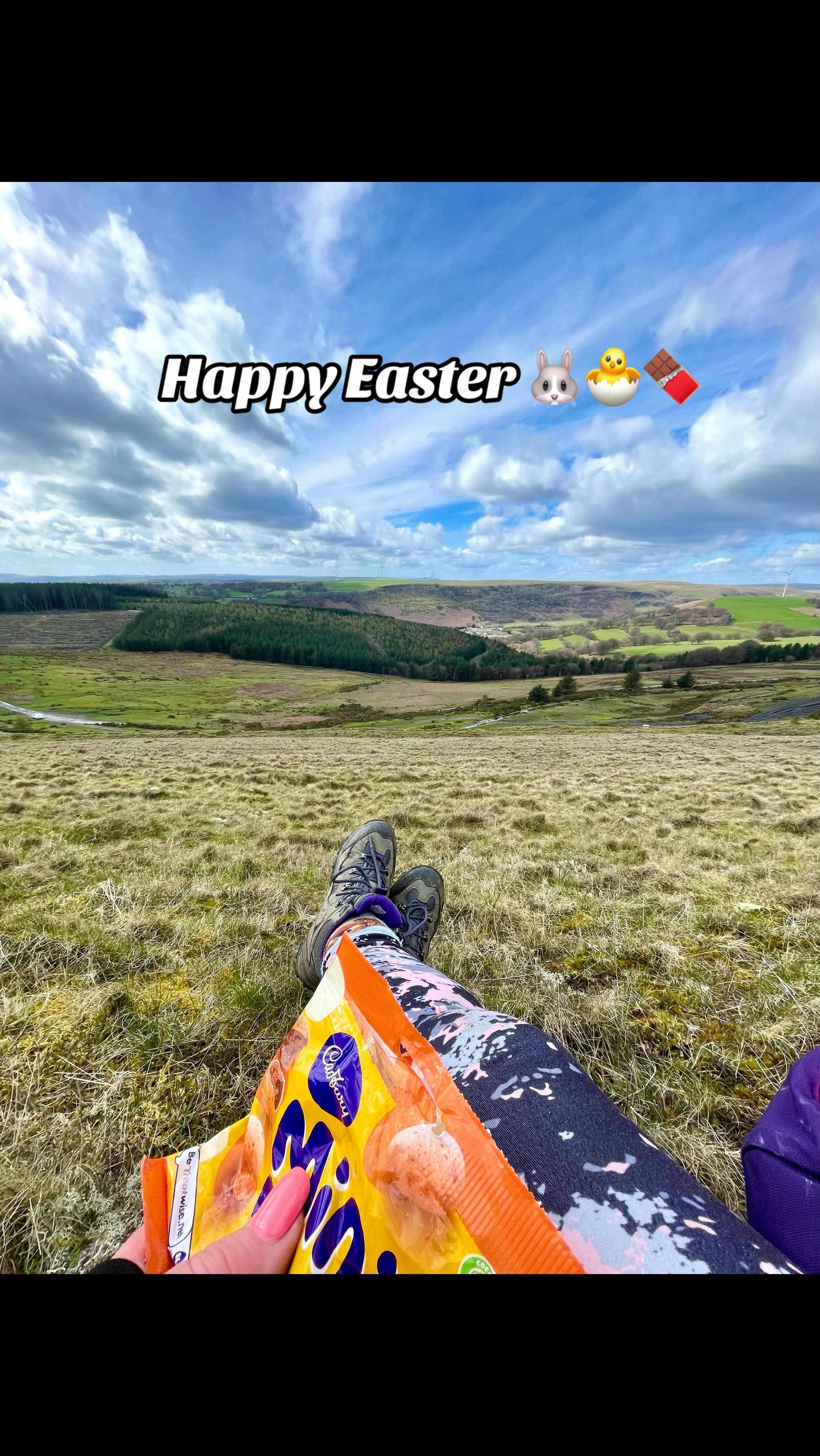 @LucyLu🏴💜🥾