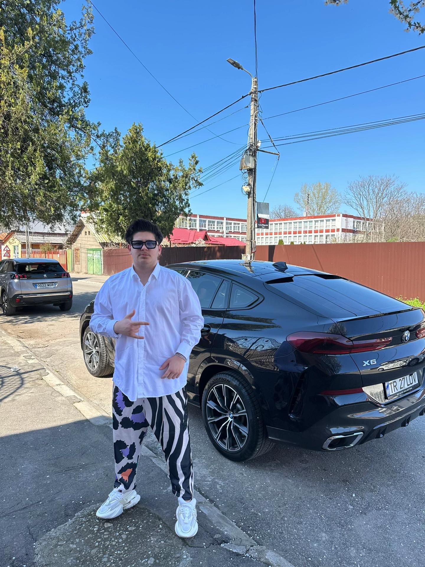 @𝐀𝐍𝐃𝐄𝐑𝐒𝐎𝐍