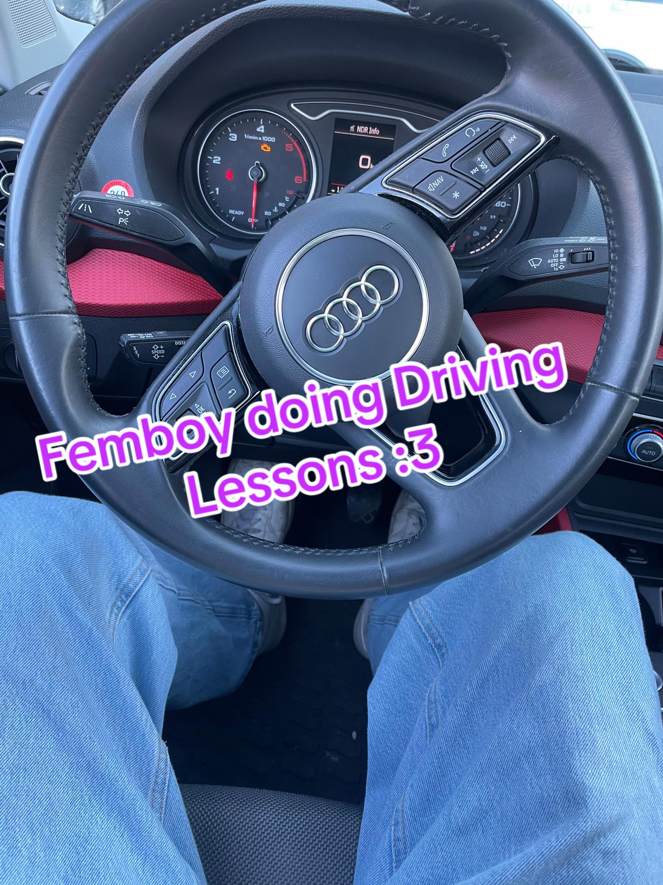 @Femboy_strubbi