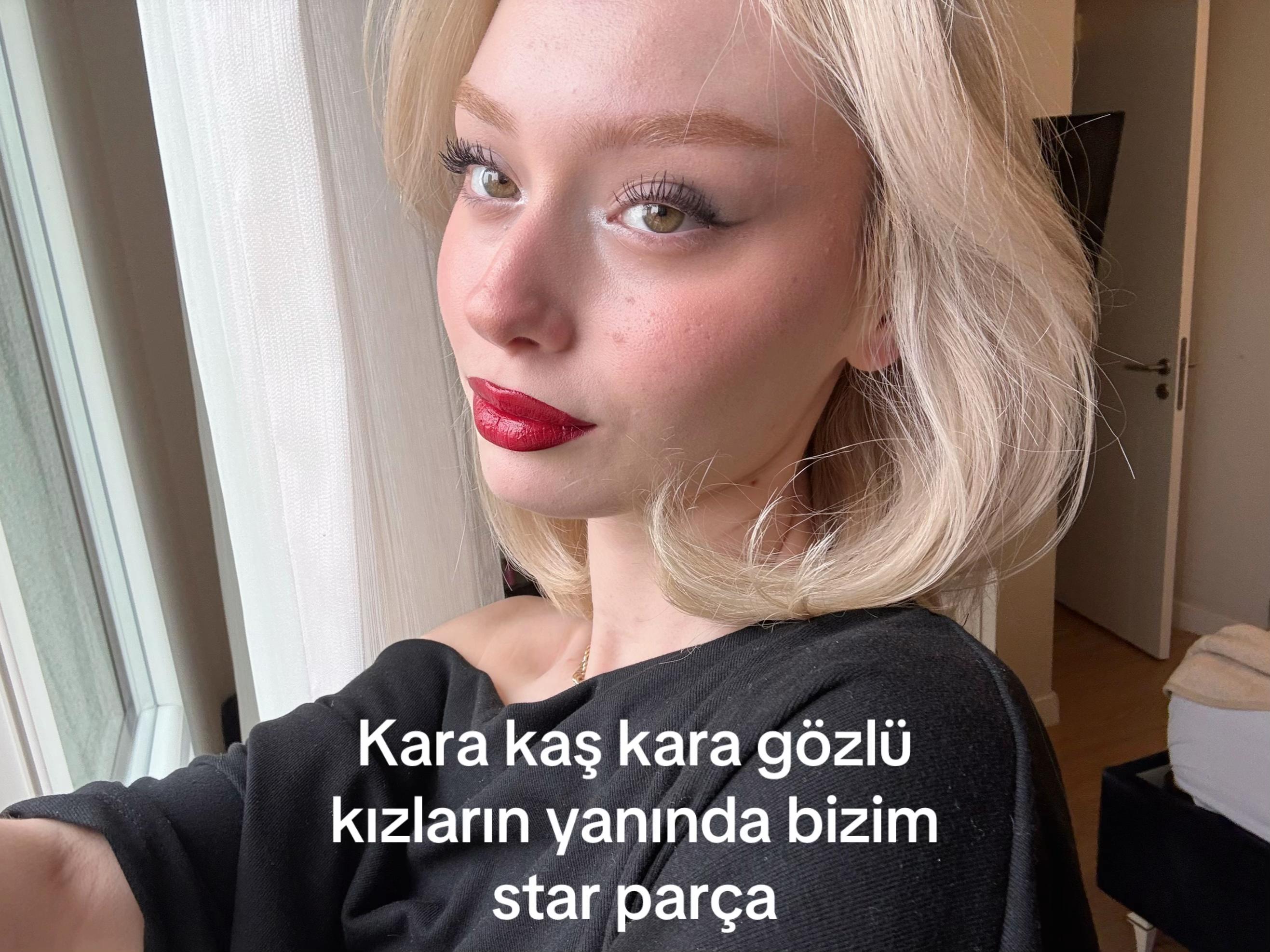 @Ebrarr☆.。.:*