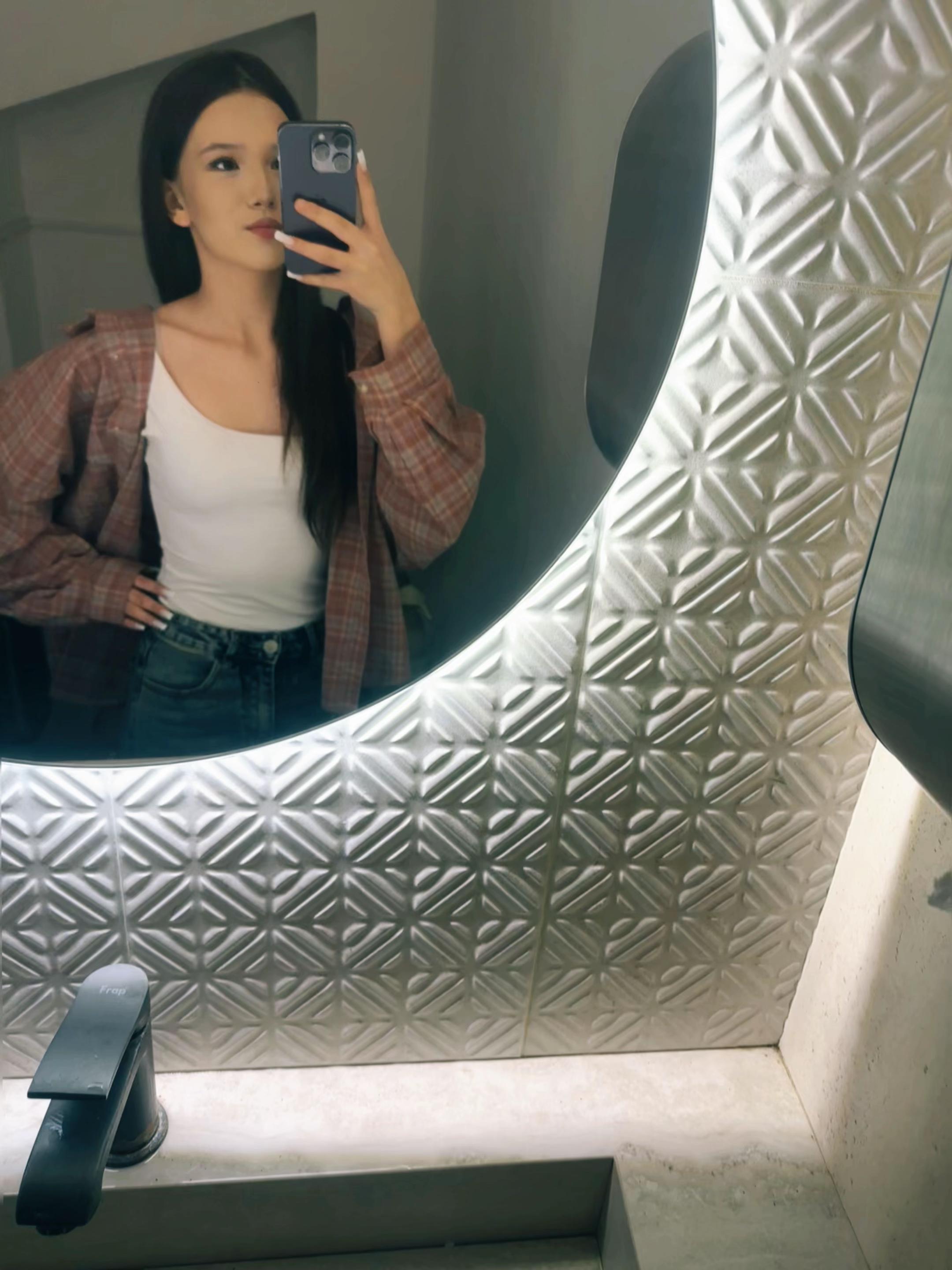@даноша🍸