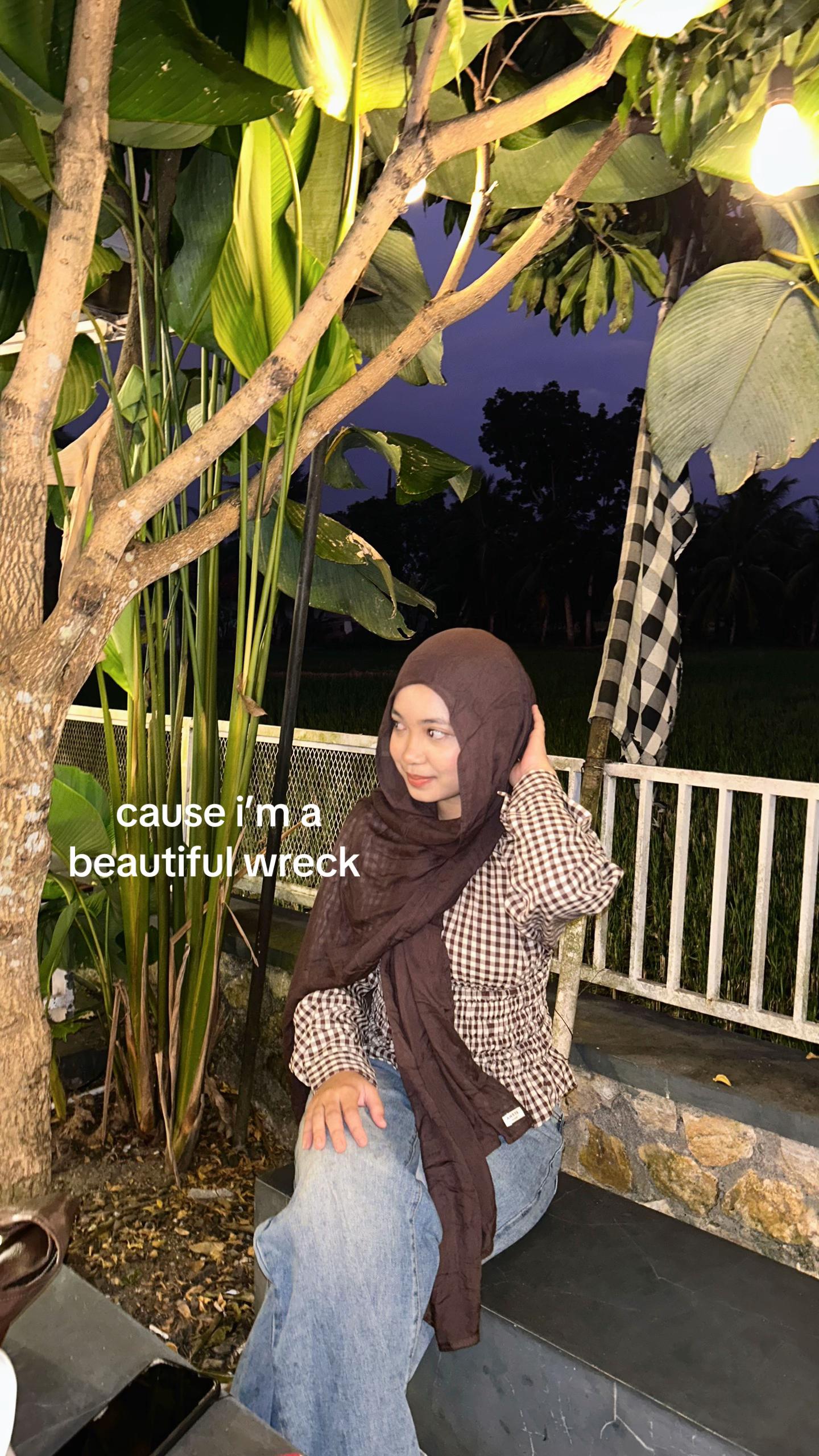 @🧚🏻&zwj;♀️