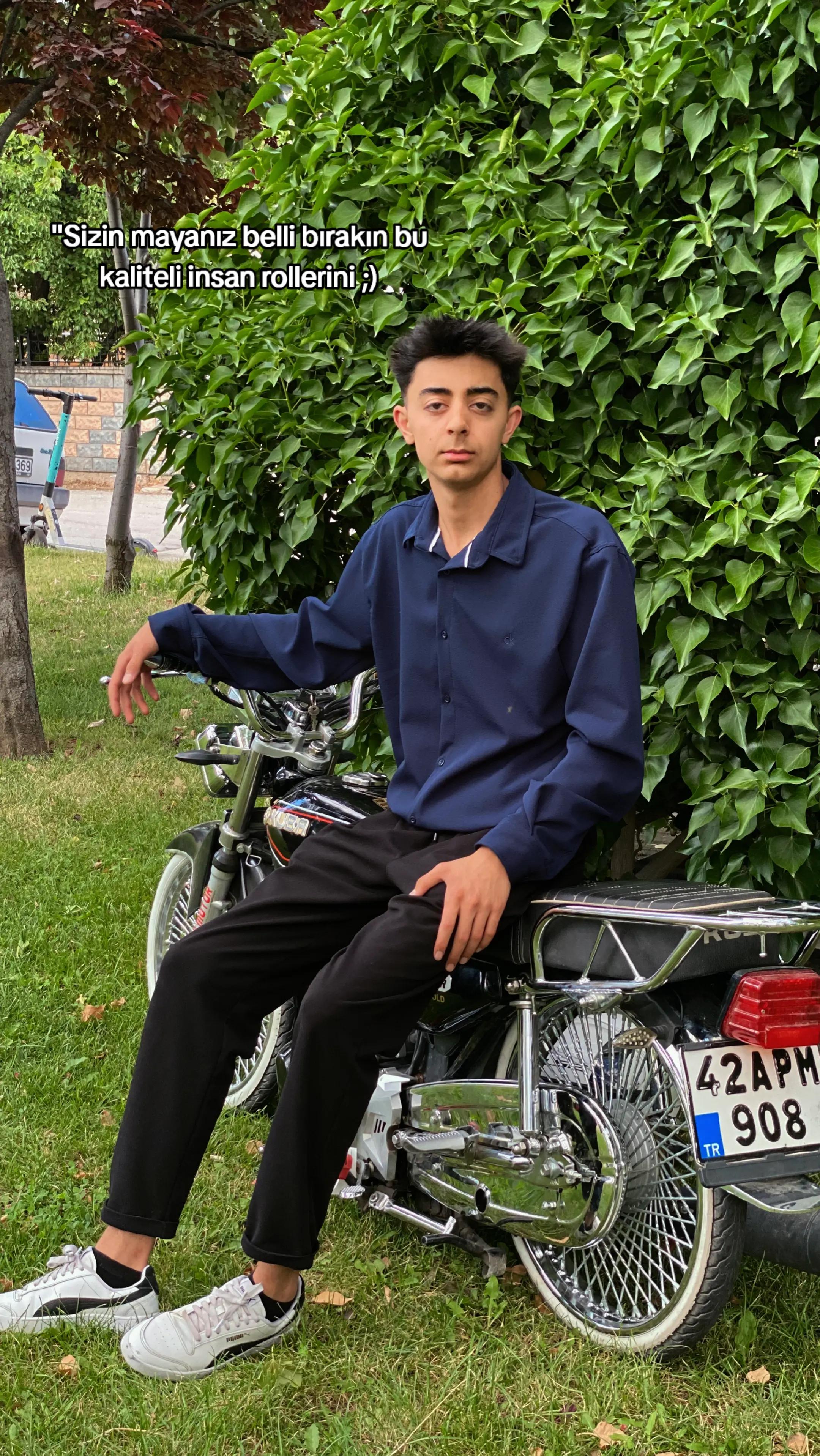 @Erhan Uzun