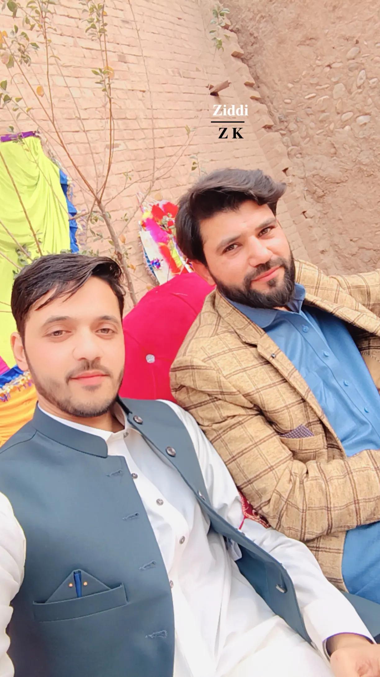 @𝑆𝐩𝖾cϊ𝑓ϊc *سلمان🌾𝑺