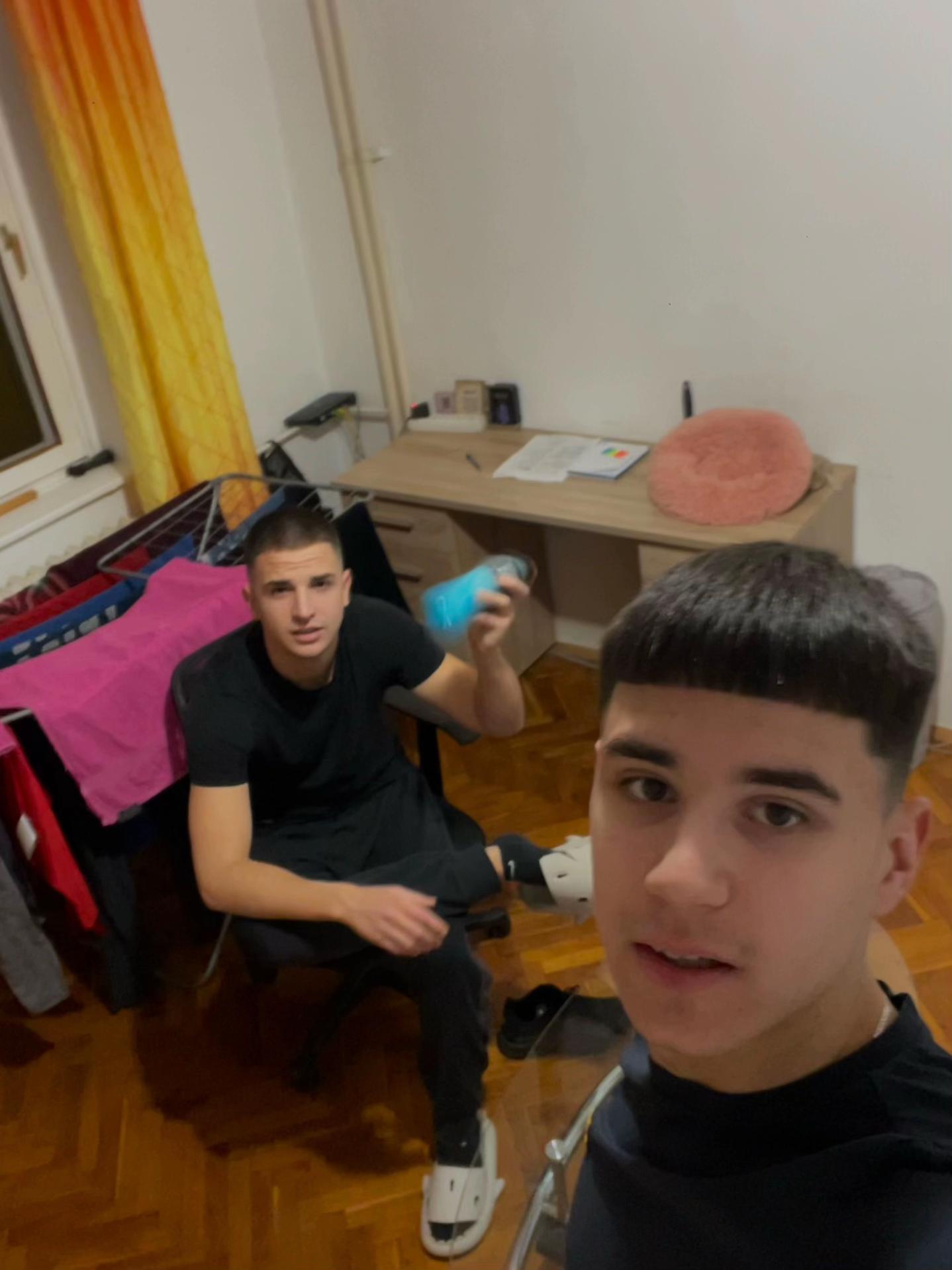 @__kaludjeroviic_