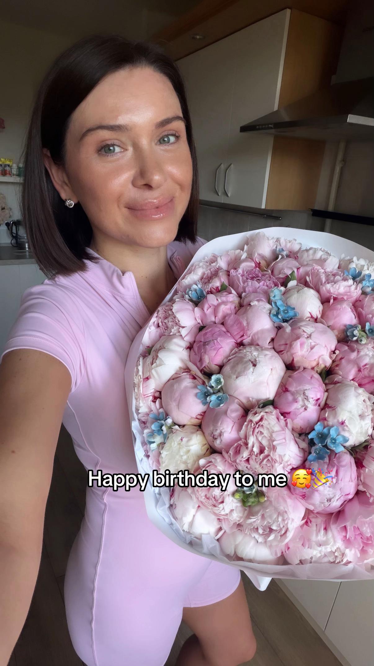 @Yuliya Izumrudnaya