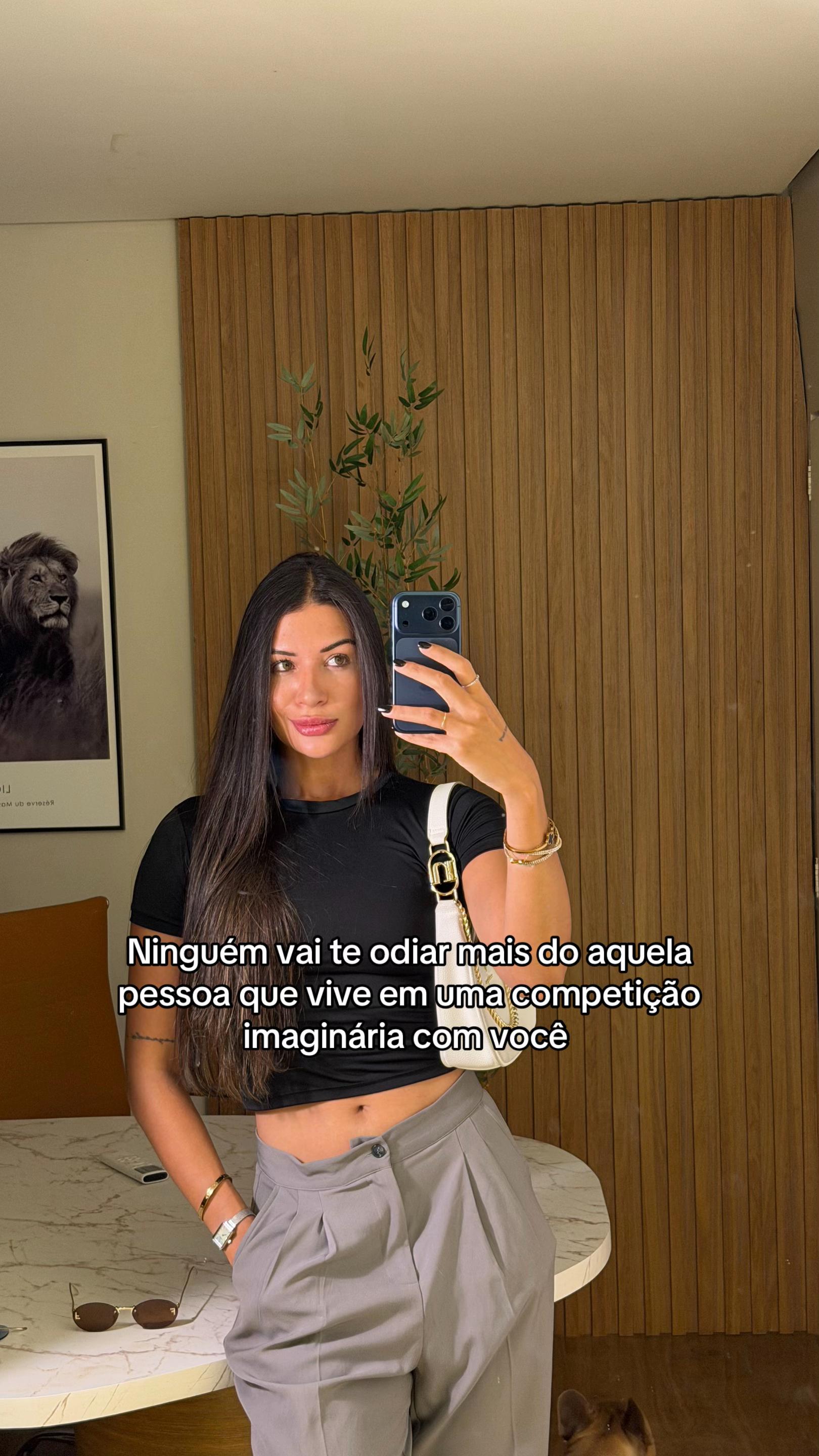 @Vit&oacute;ria Mendes