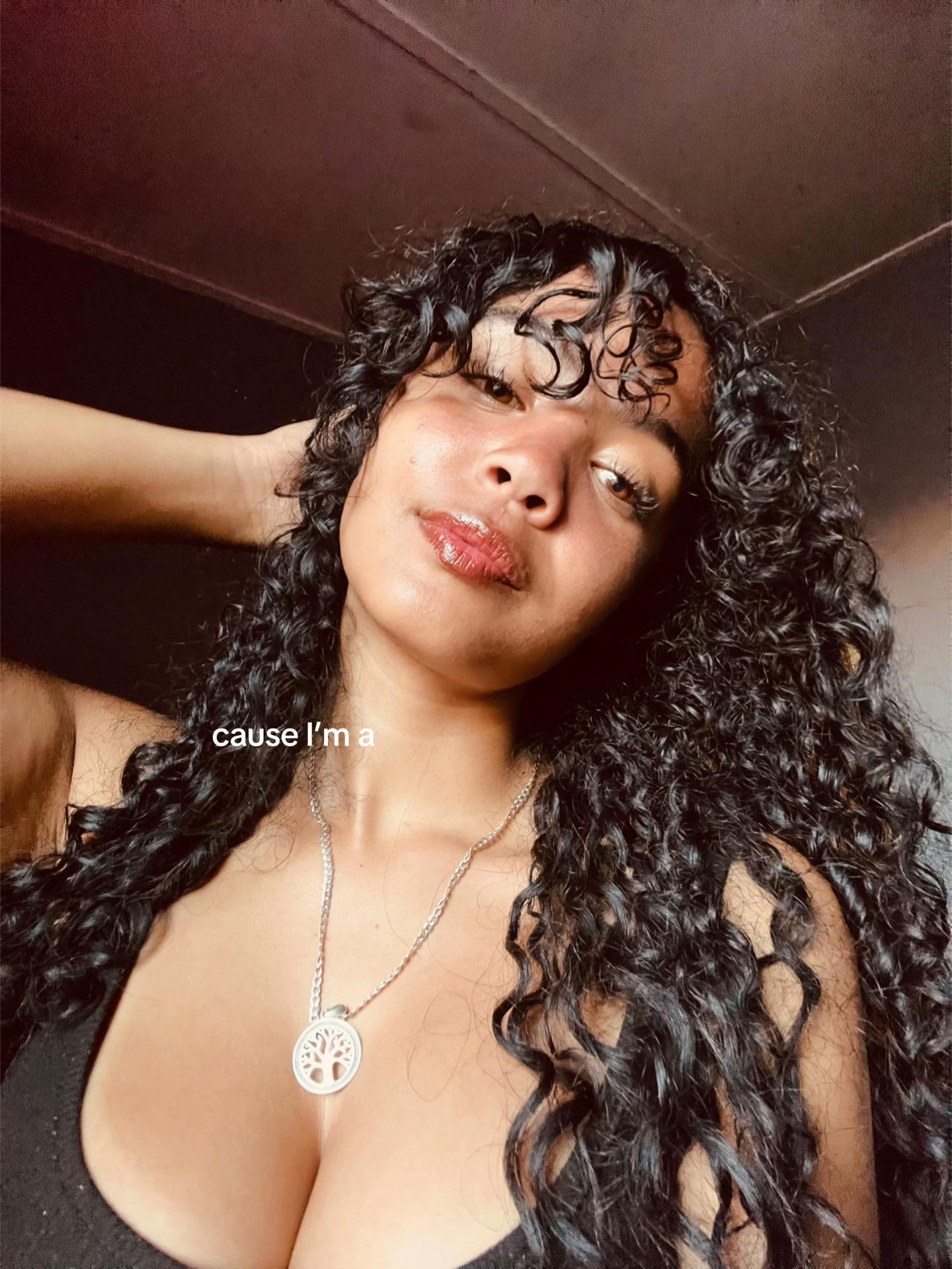 @aneeqah meyer 👸