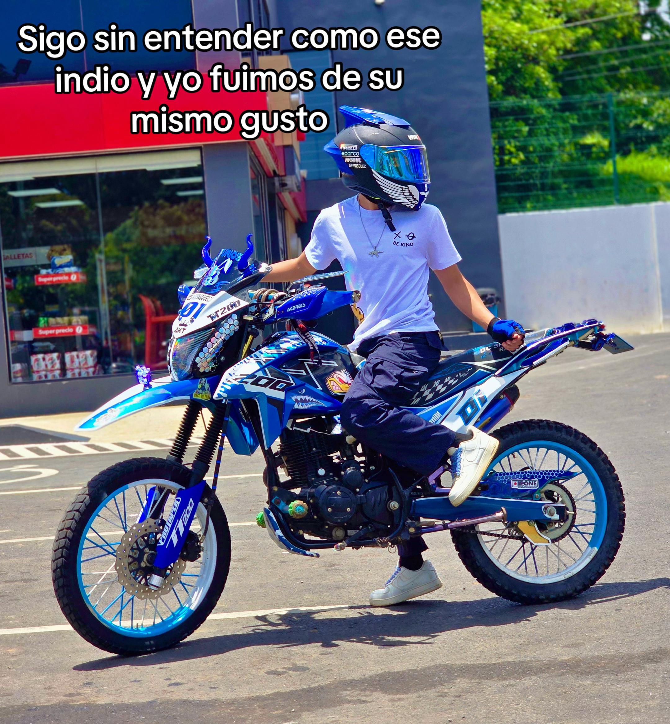 @Adiel V&aacute;squez🫧