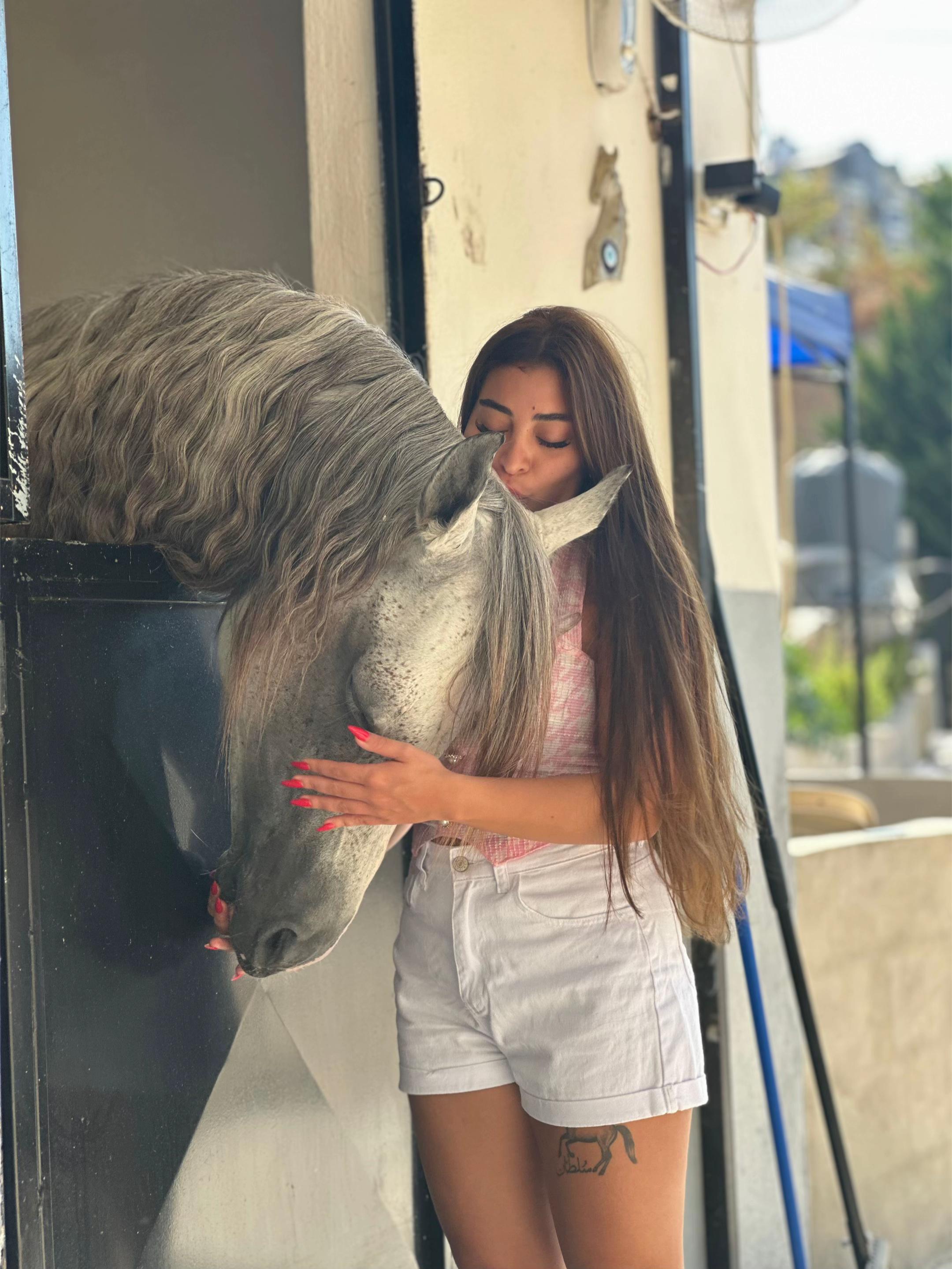 @لــيــن🐎