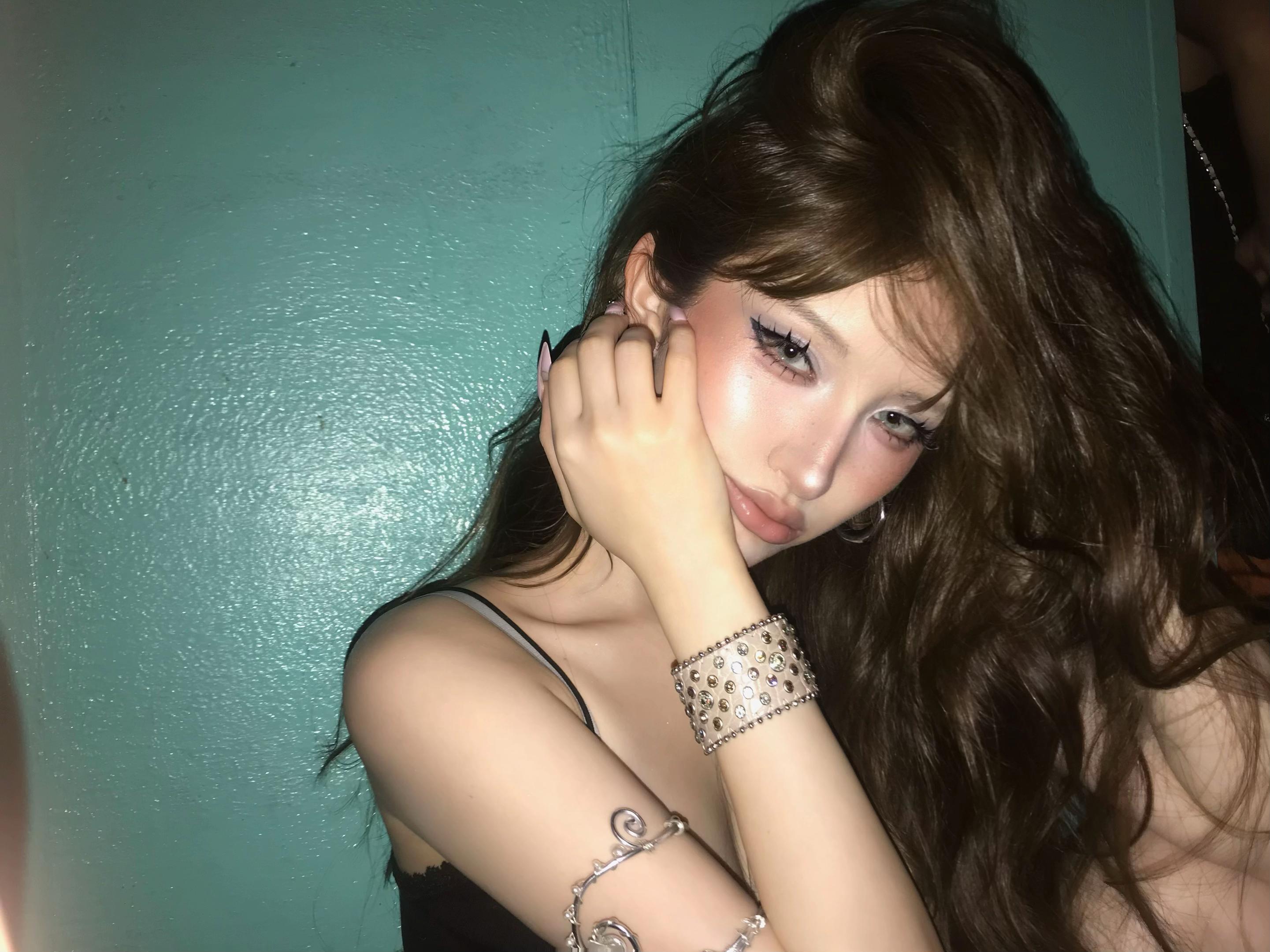 @lily moonlight