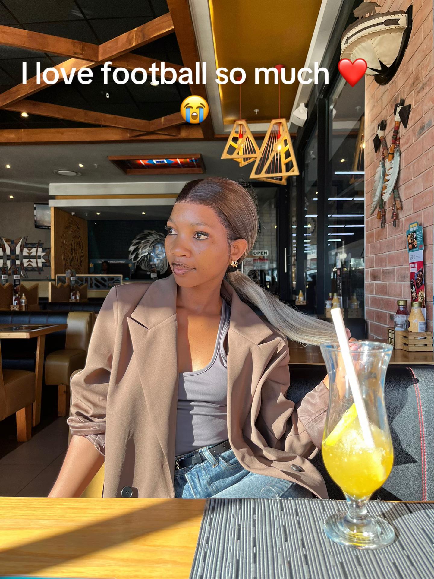 @Pozisa ntlahla
