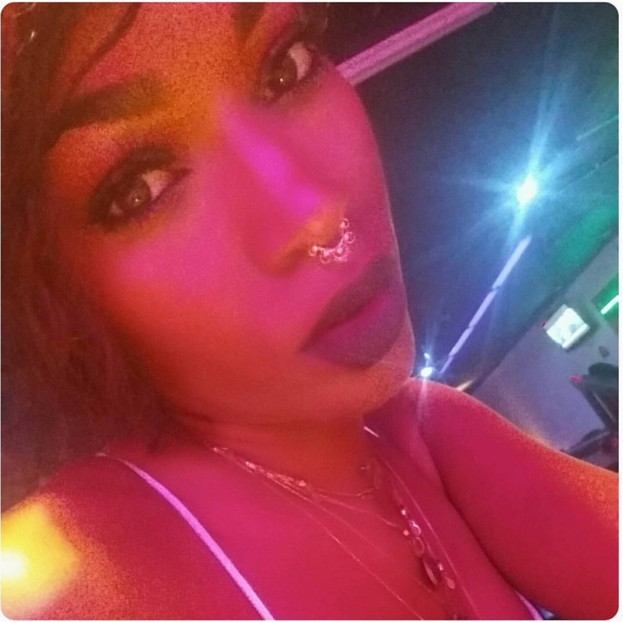 @B.Renee