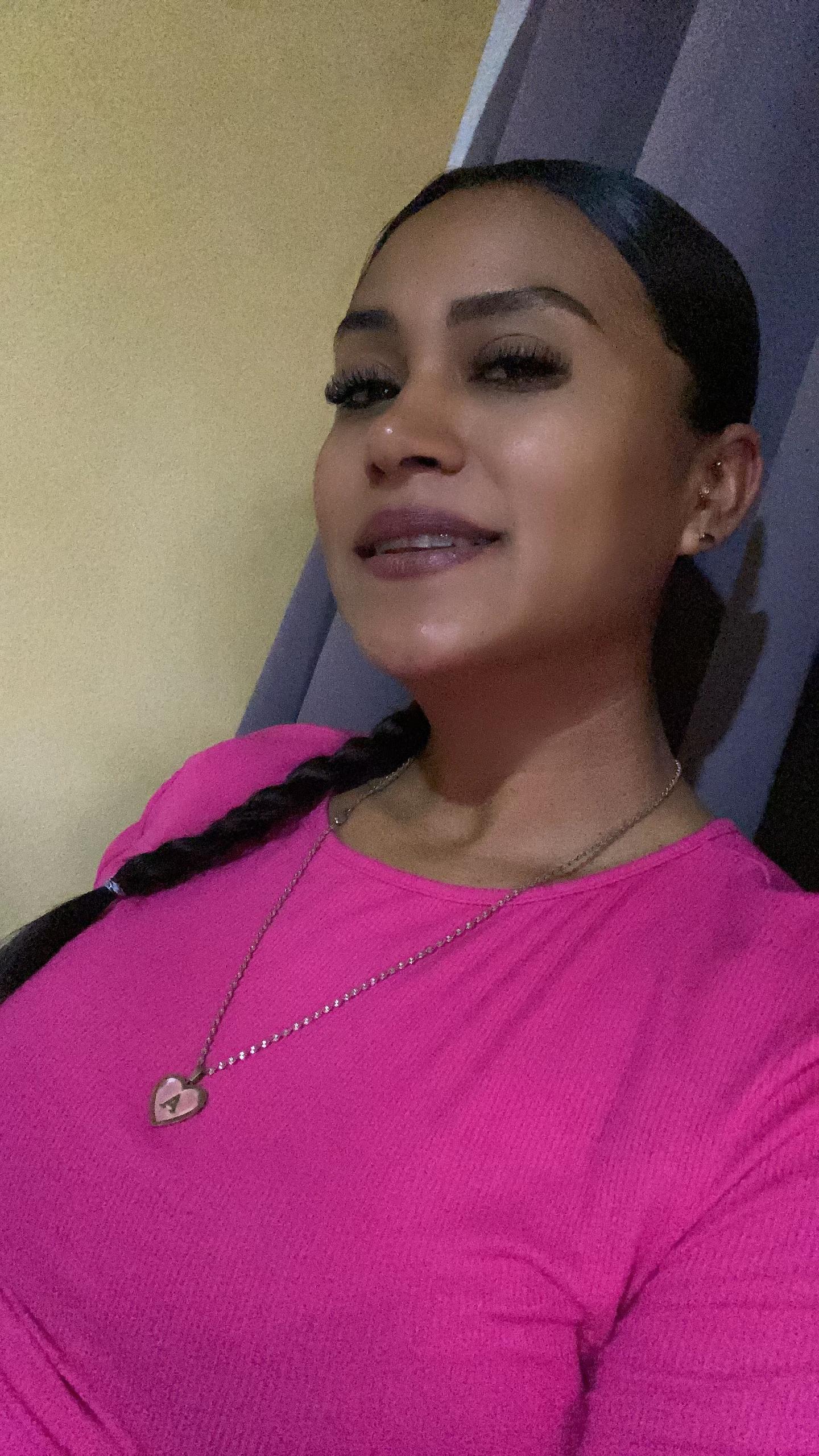@Morenita Glz 🍀