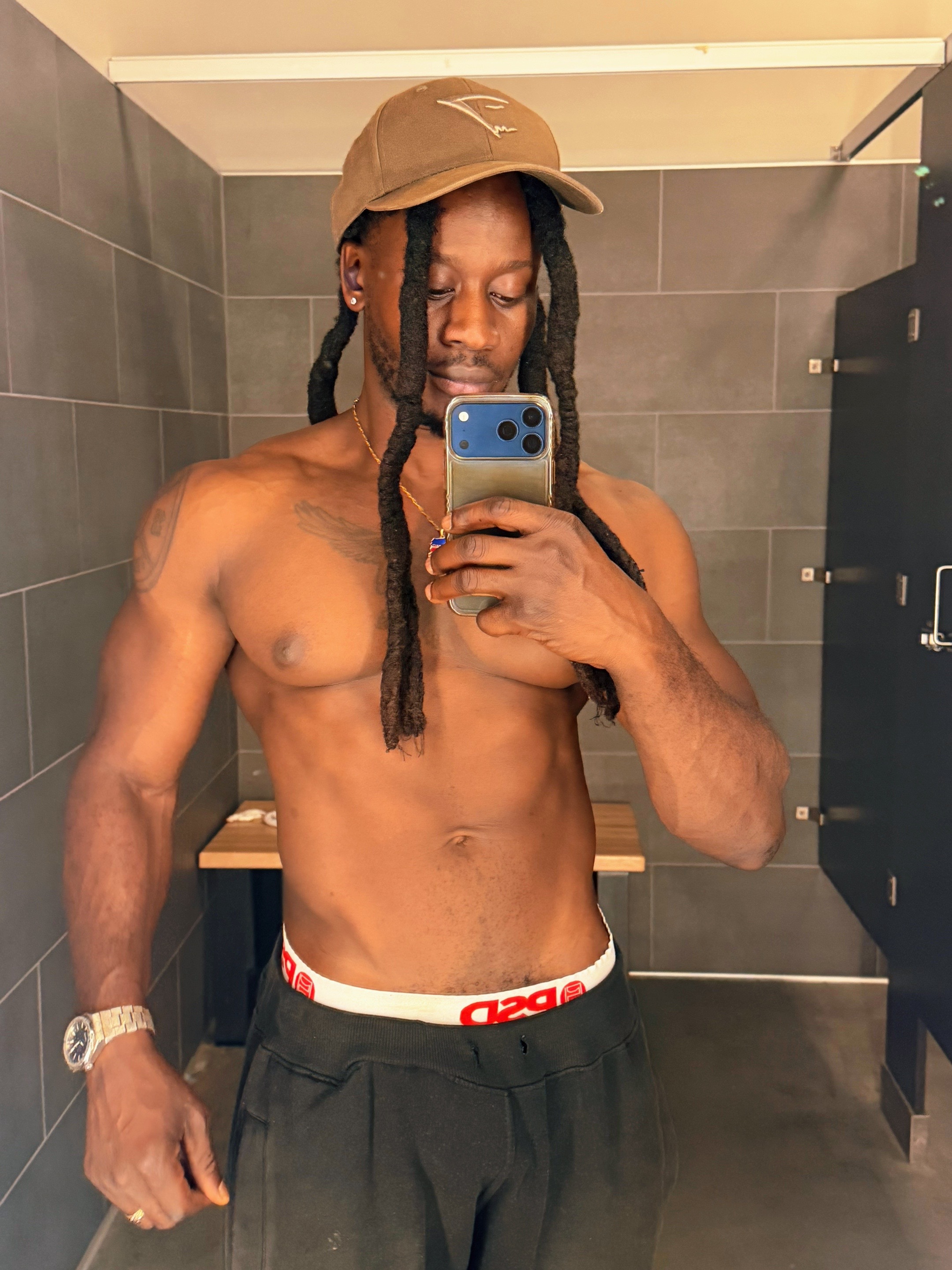 @Shredded_steve