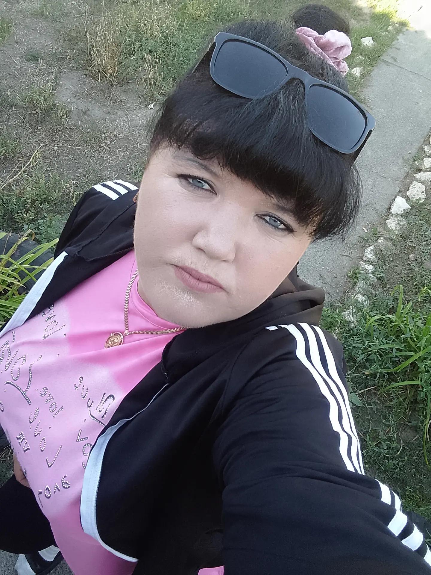 @не твоя 💔&hearts;️