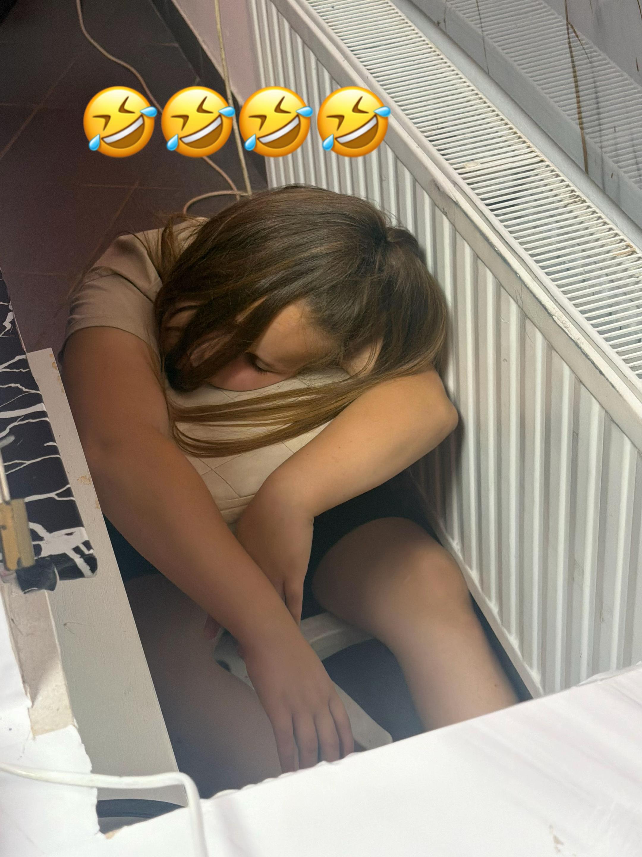 @Catiușăl+76096383