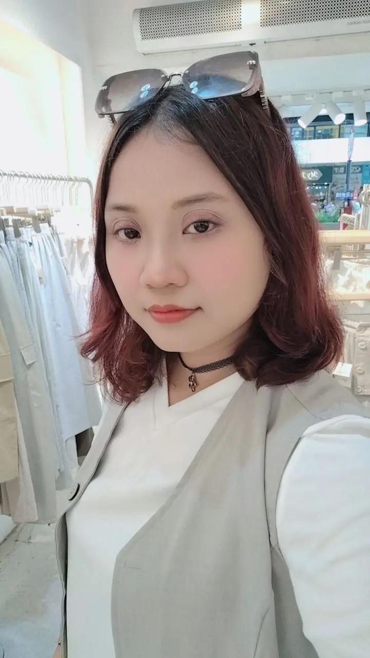 @🇭🇰𝕰𝖍𝖍 𝕯𝖊𝖐 𝕾𝖆𝖛𝖎𝖓❤️