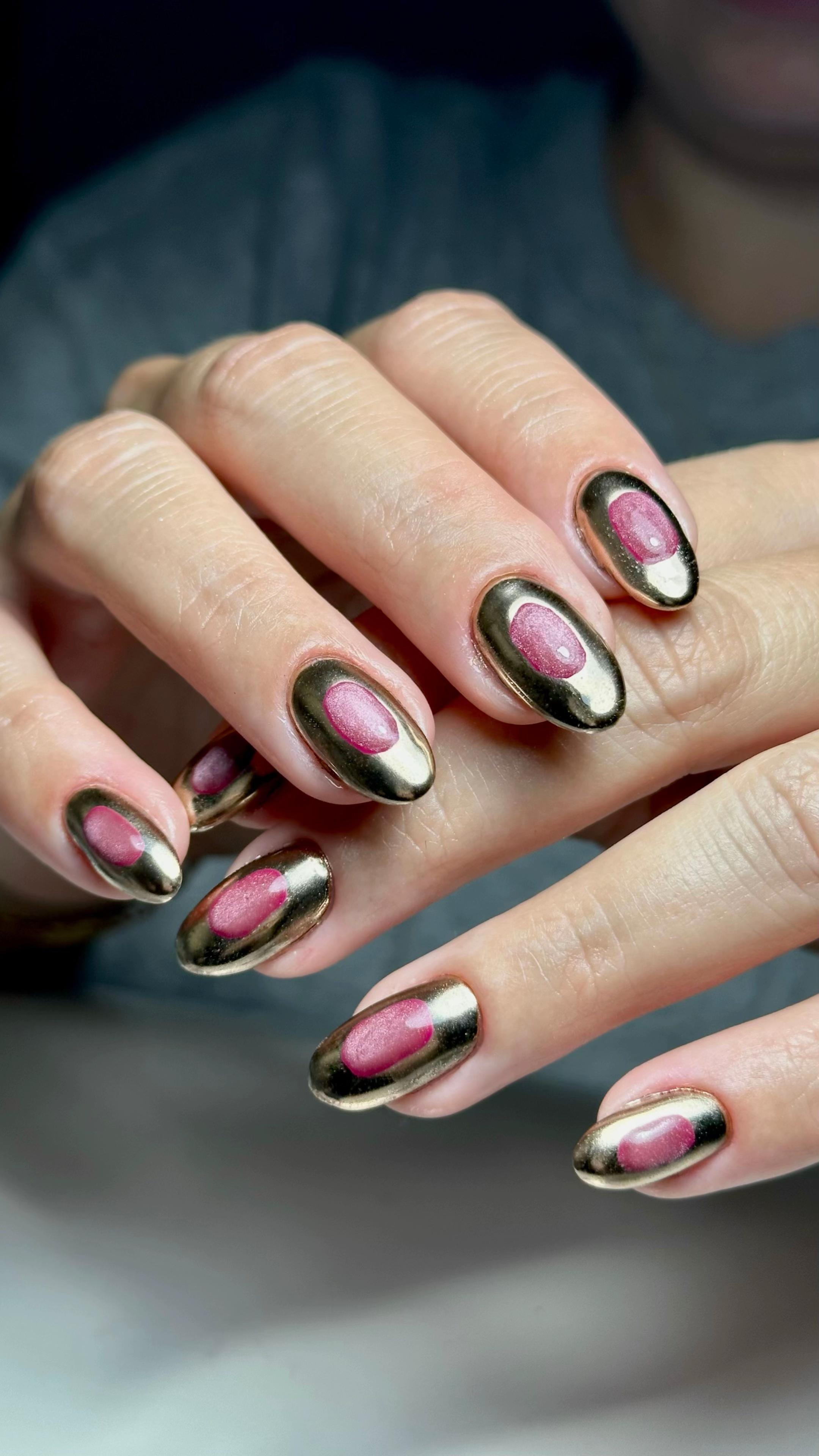 @nailsbymoosh
