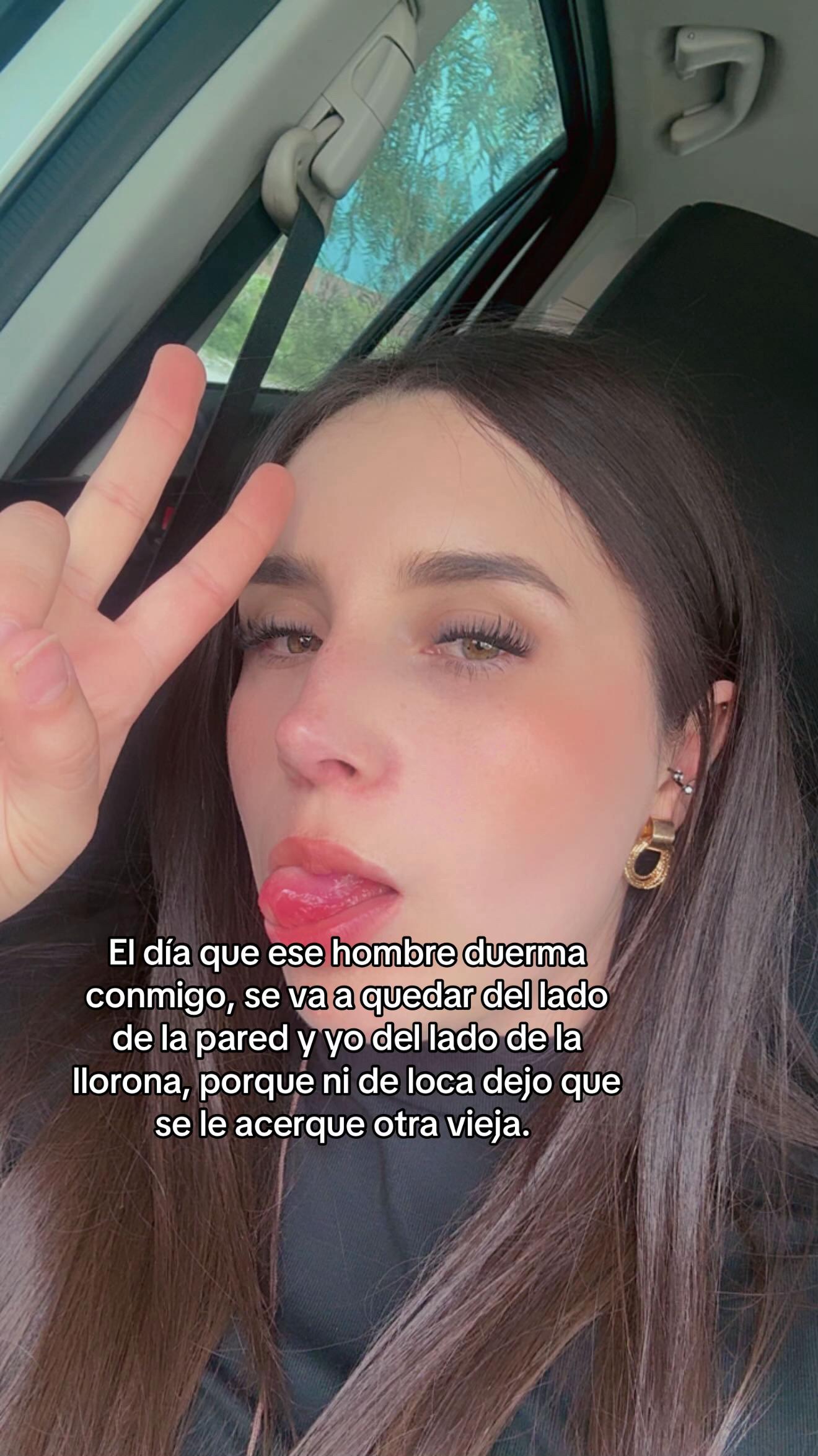 @Angeles 🦋🤠