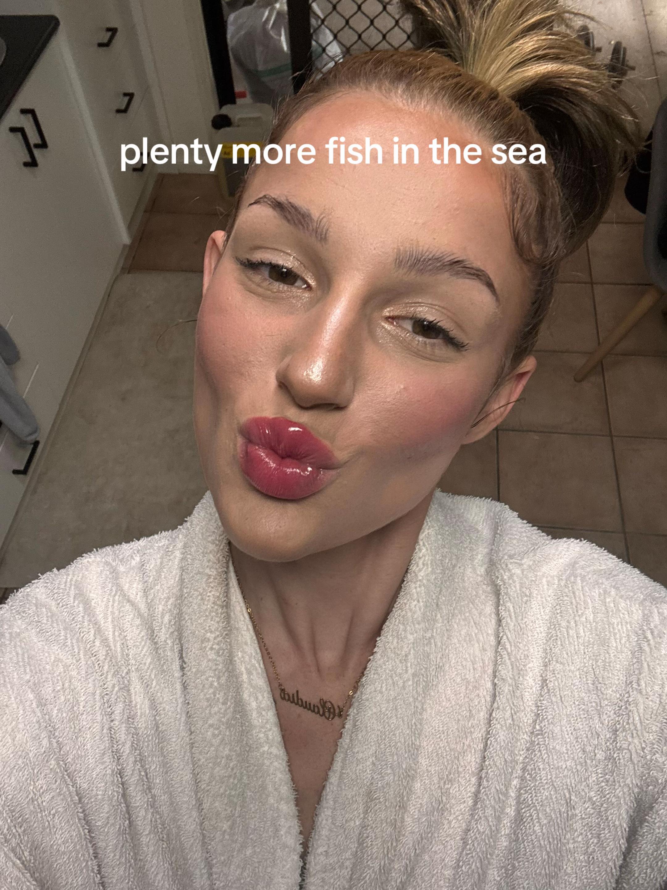 @Claudia-Rose🥀