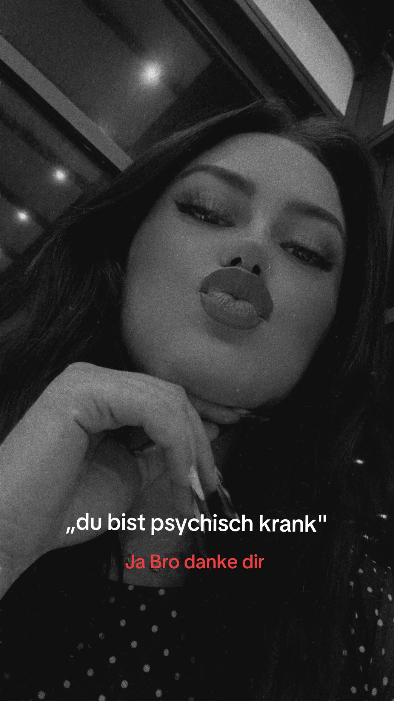 @elly96e