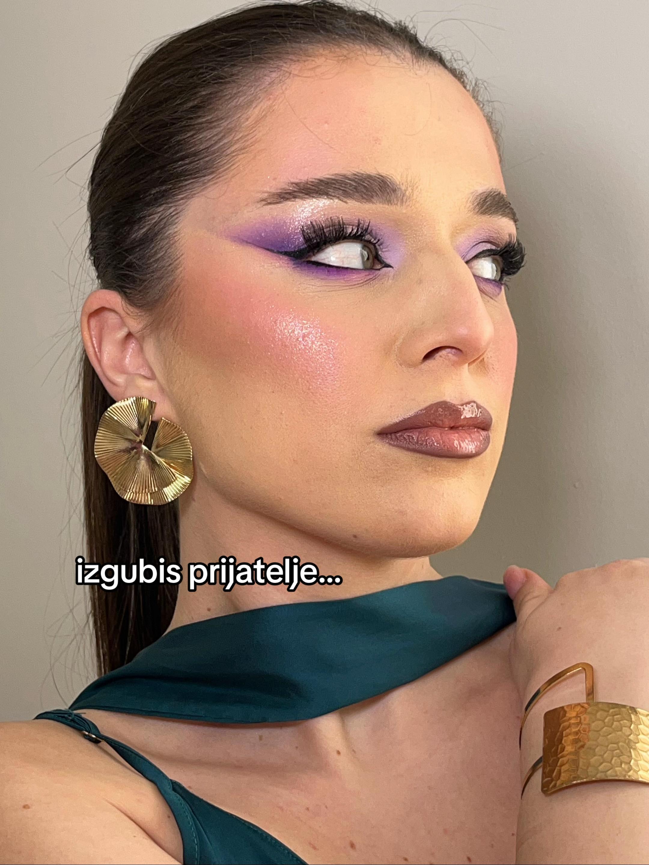 @Teodora✨