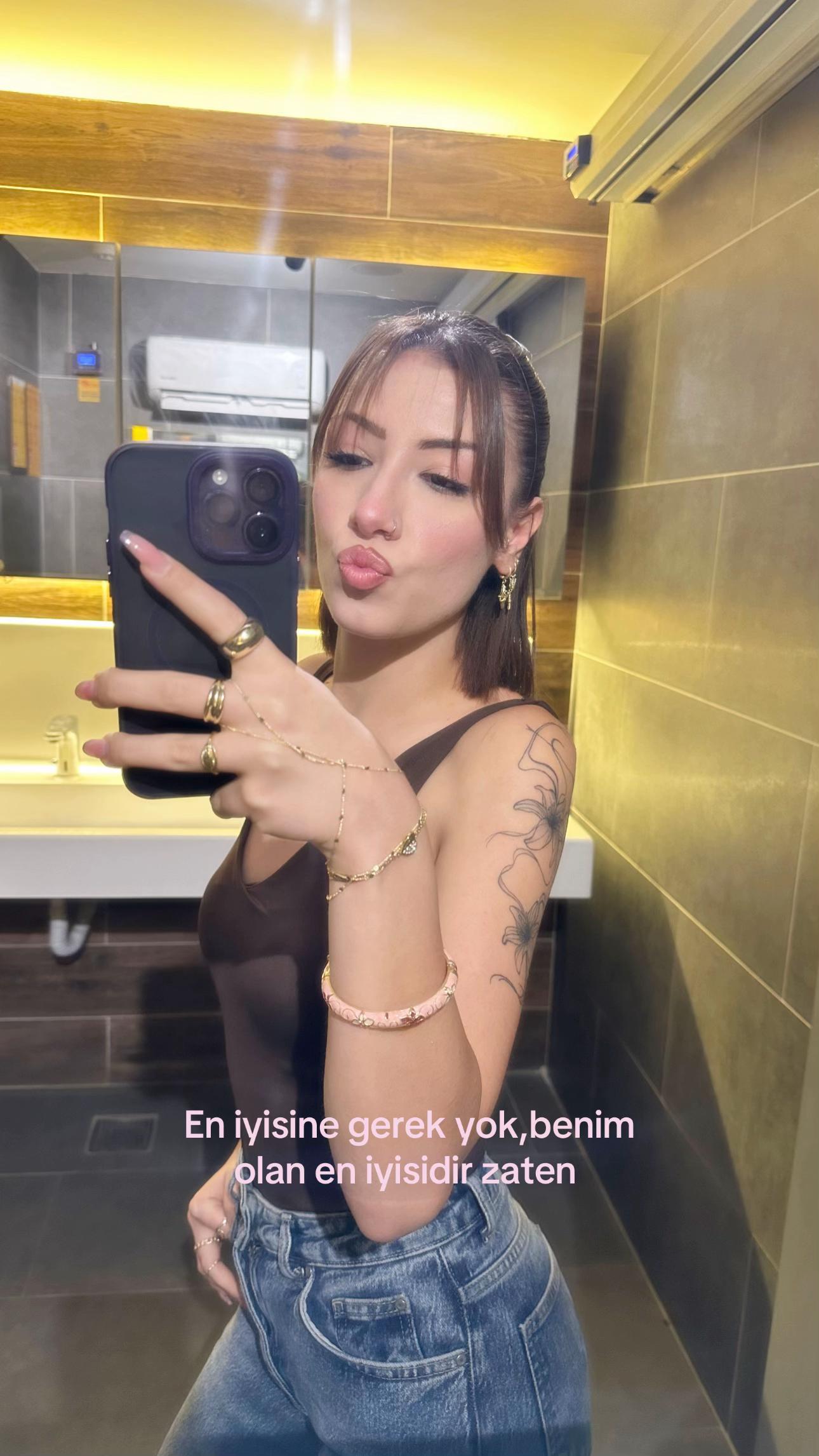 @𝐵𝑢𝑠𝑒🌟