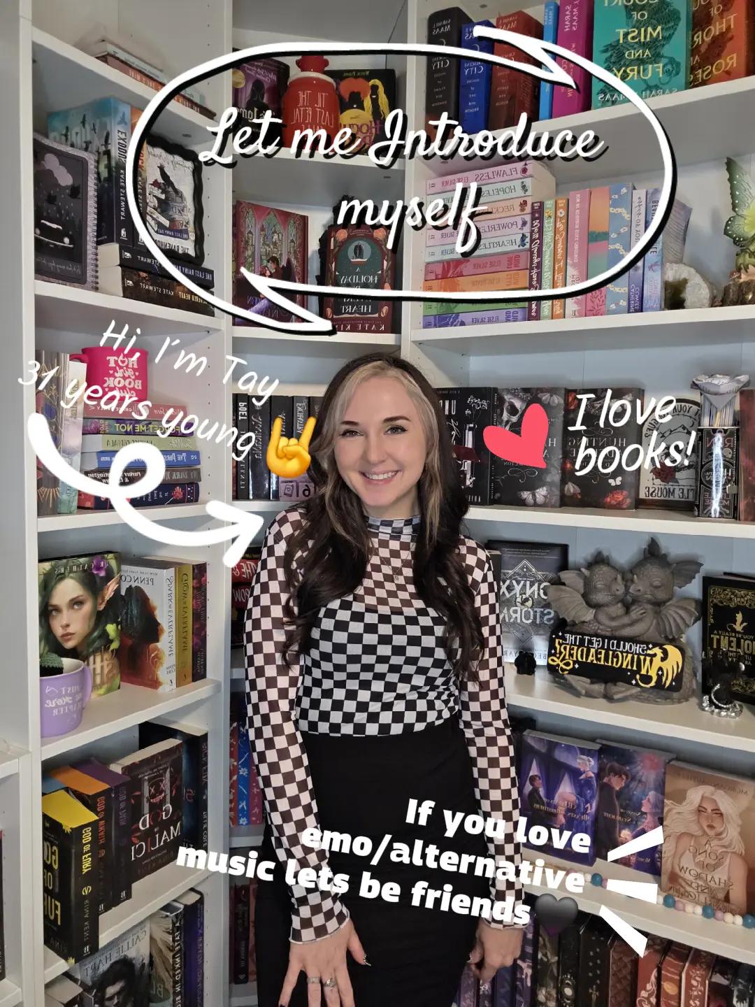 @Tays Bookish Garden📚🖤🕷
