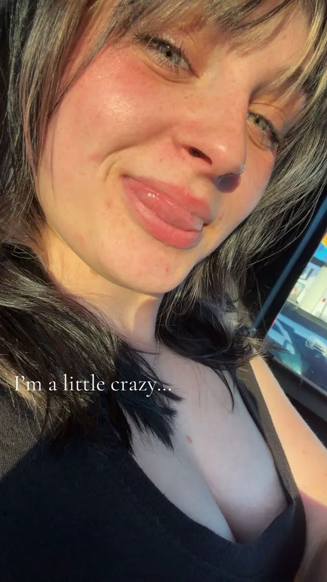 @CARLIE✝️