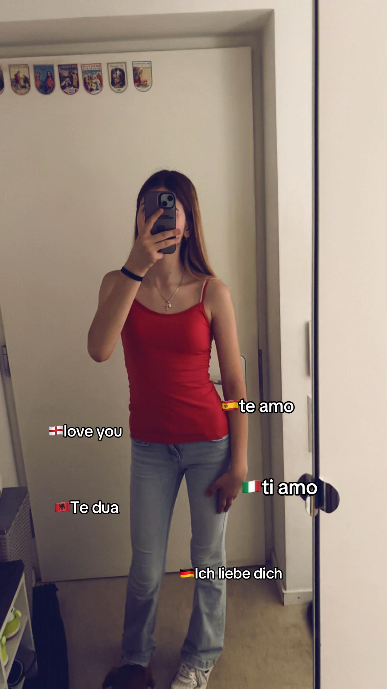 @Lara🇭🇷🐊