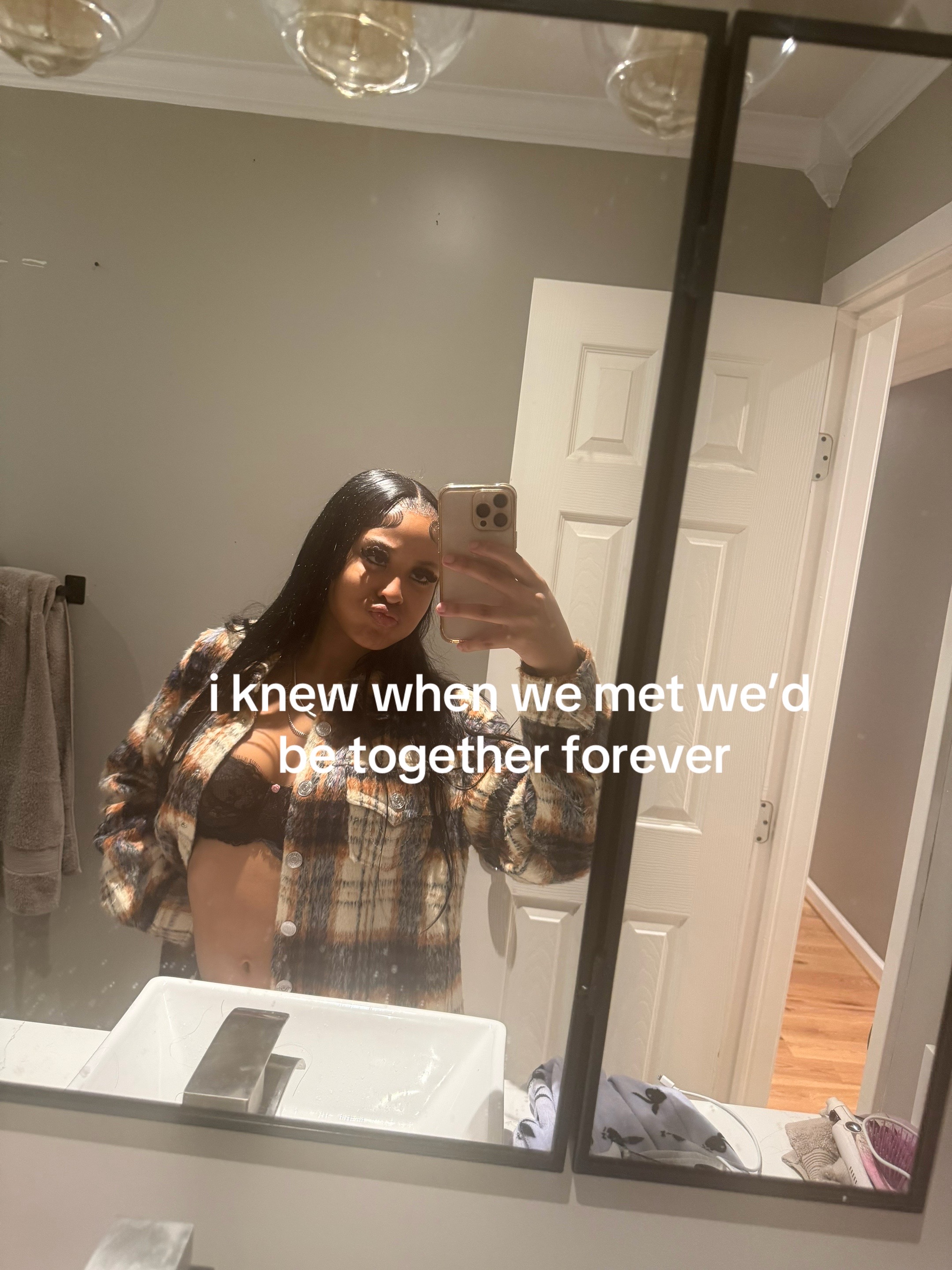 @Vivvy🪻