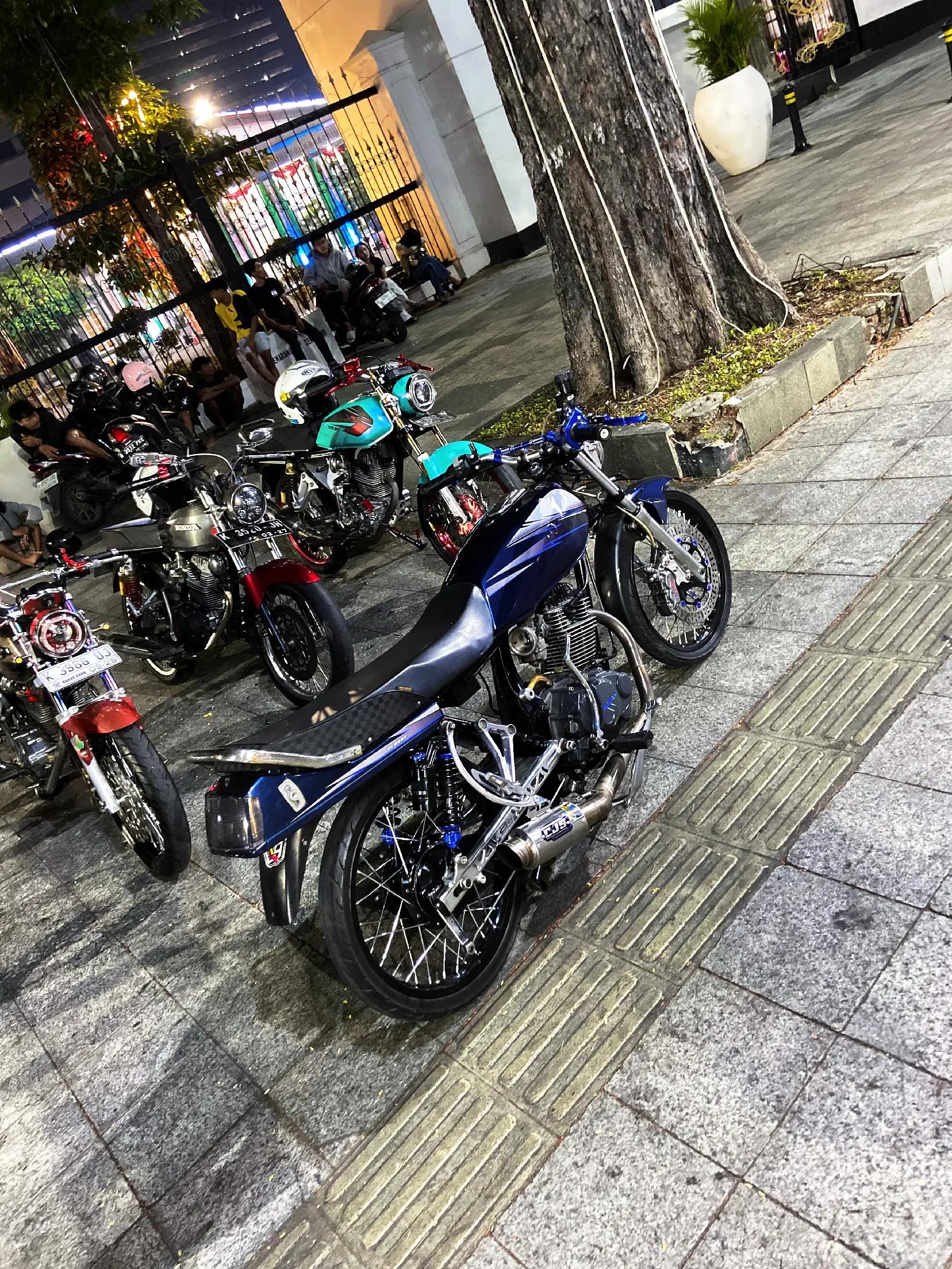 @𝕸ᥲrk᥆ 𝕬ȷᥲ