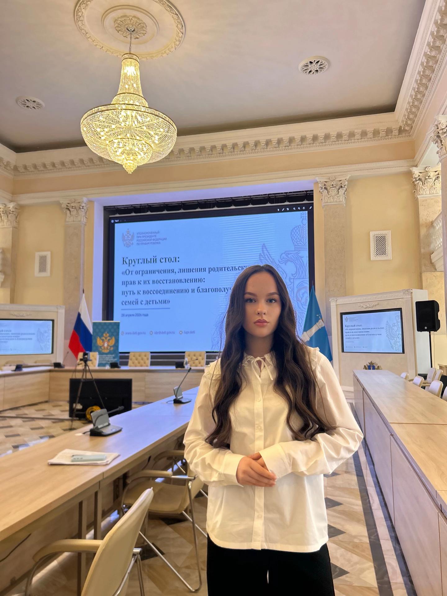 @𝑨𝑵𝑨𝑺𝑻𝑨𝑺𝑰𝑨👩💻
