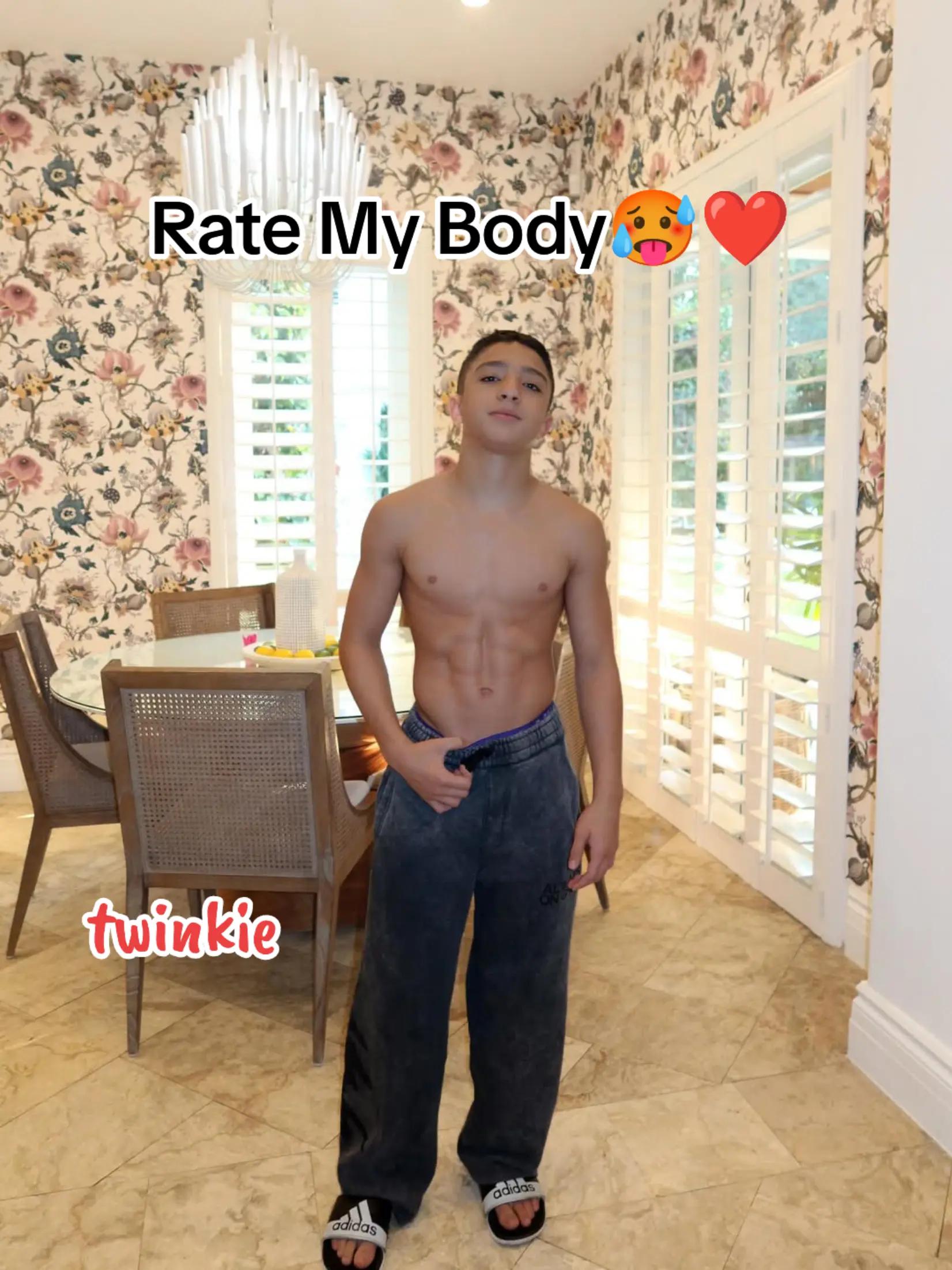 @Twink Boy❤️