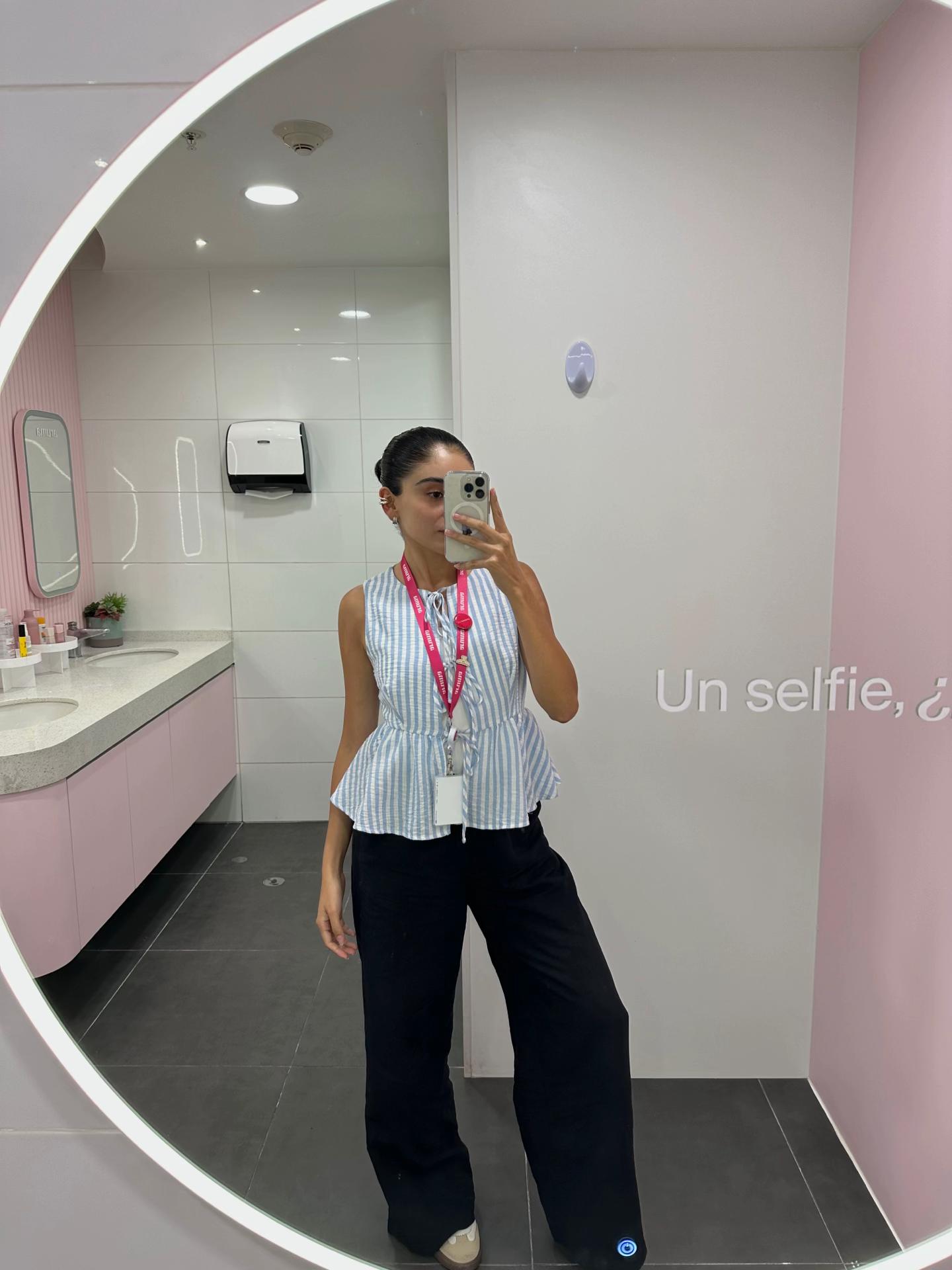 @Ángela