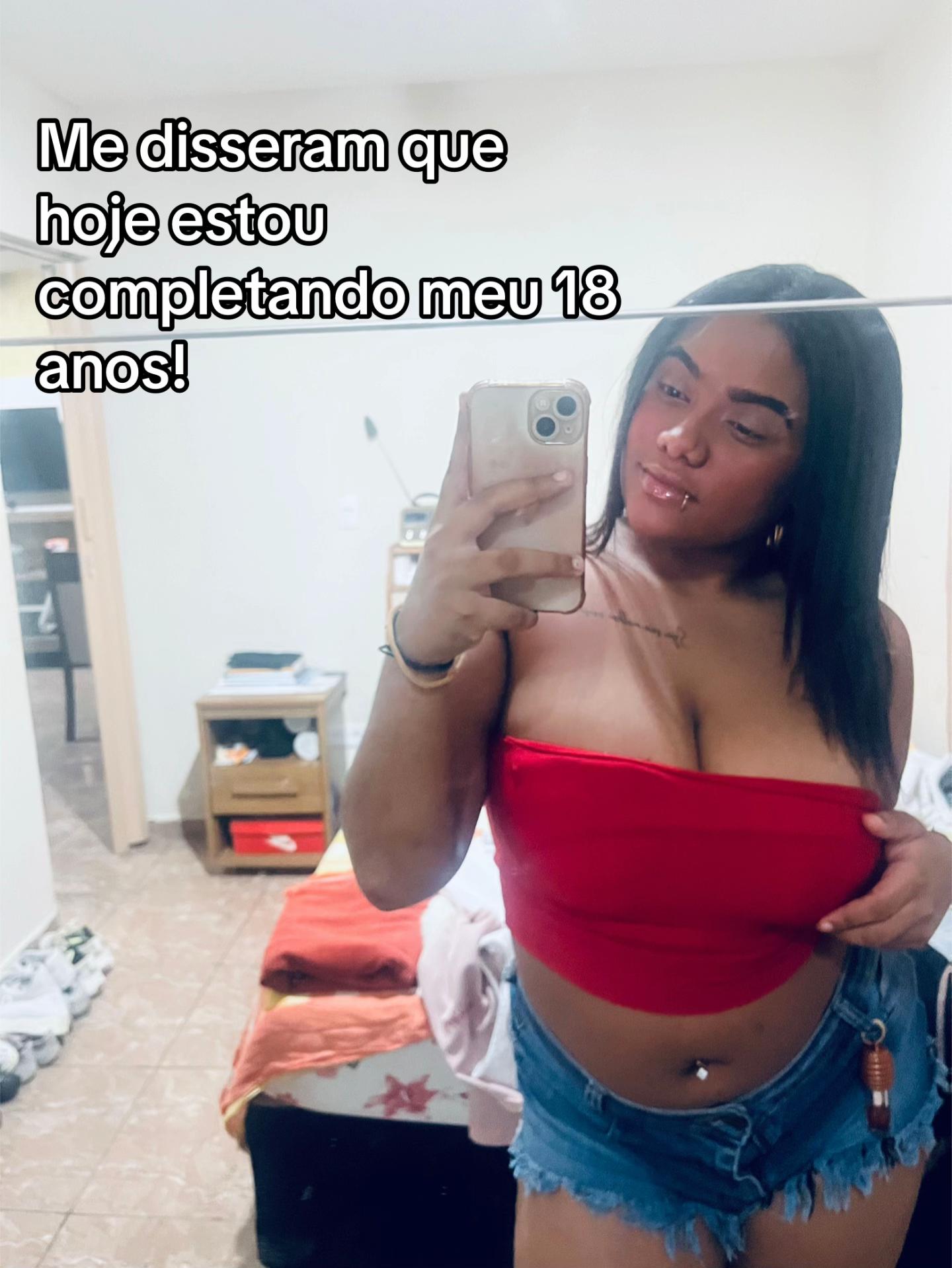 @ajuliaoficial_