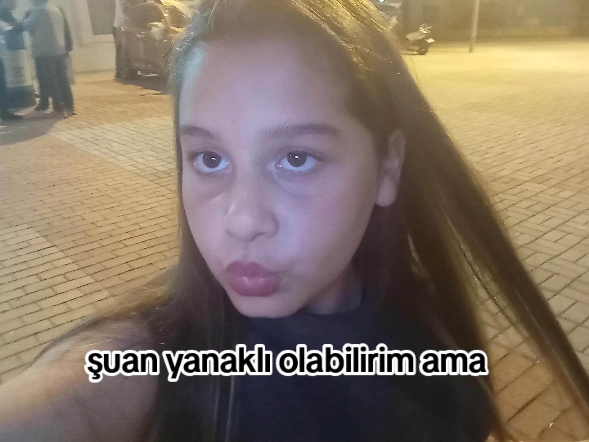 @caprisunn