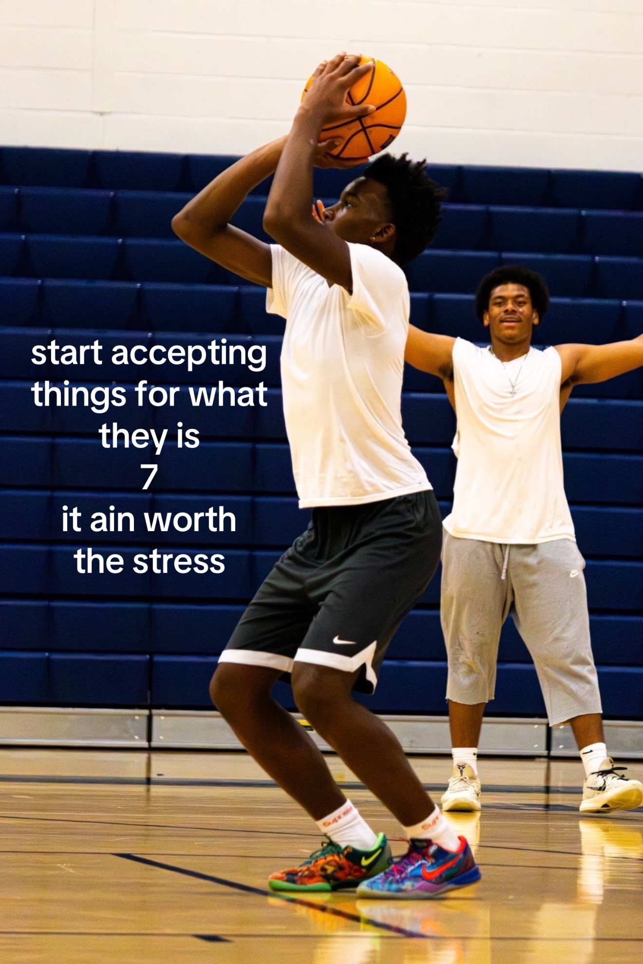 @7