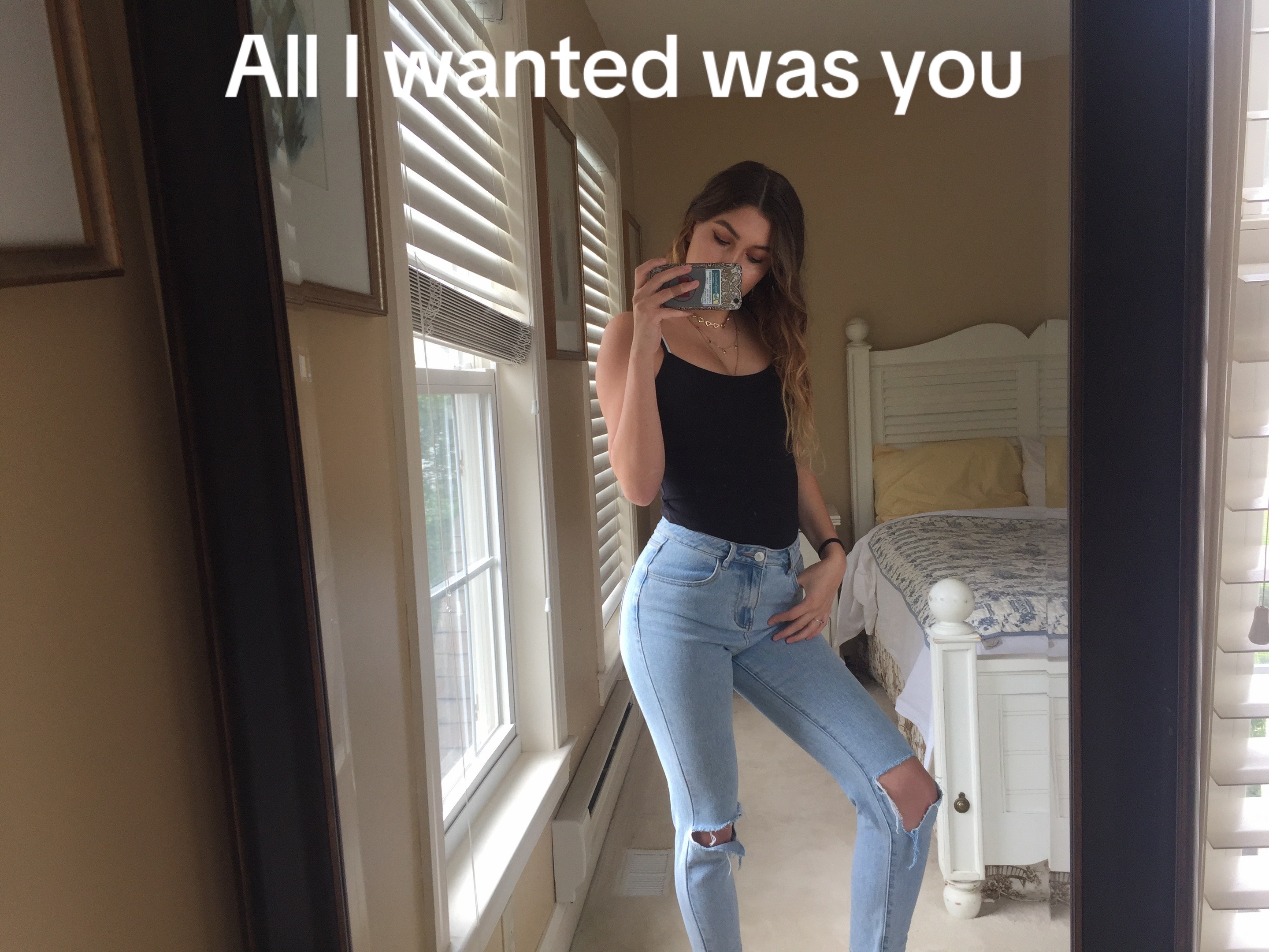 @izzieee🦦