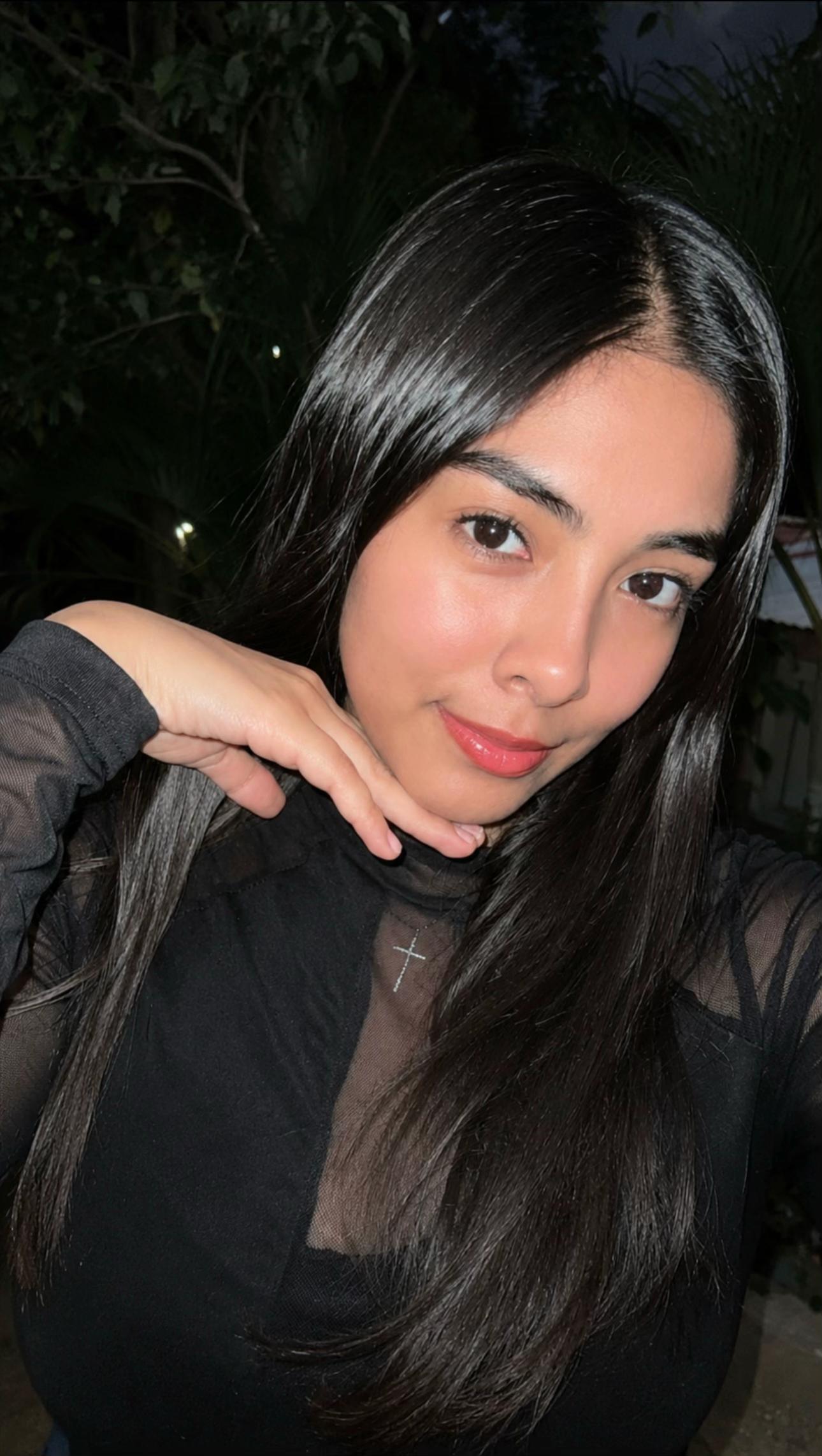 @𝐋𝐮𝐜𝐲🧝🏼&zwj;♀️
